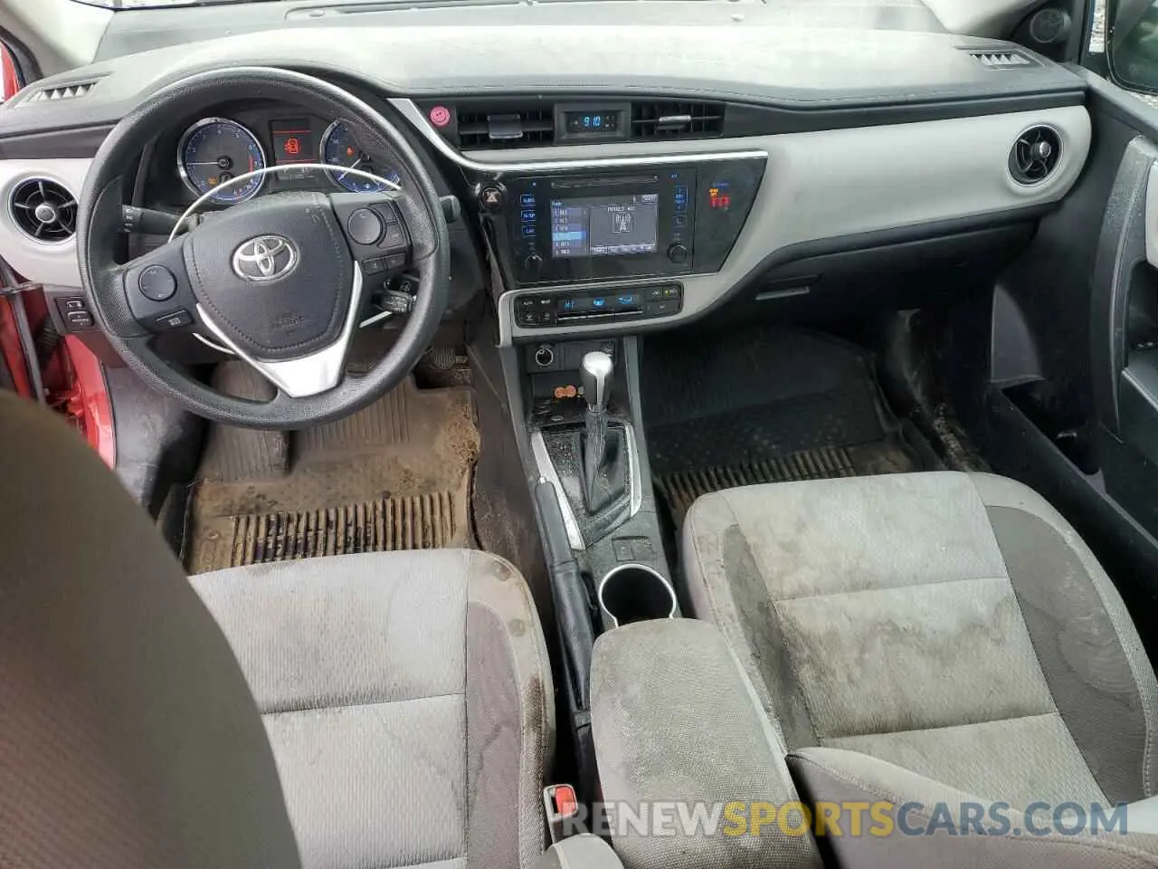 8 Photograph of a damaged car 2T1BURHE3KC174686 TOYOTA COROLLA 2019