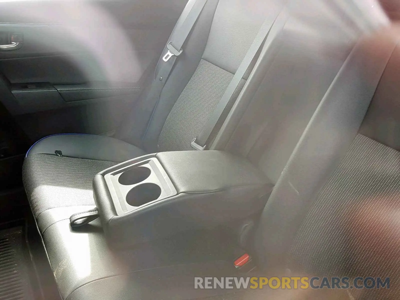 6 Photograph of a damaged car 2T1BURHE3KC181136 TOYOTA COROLLA 2019