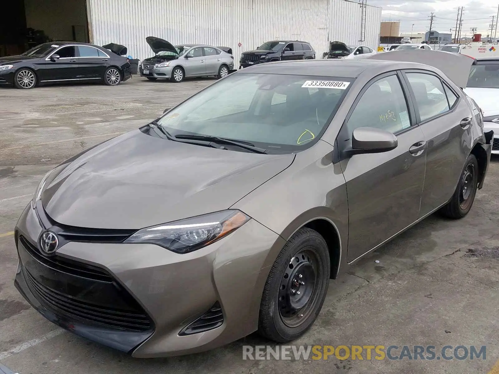 2 Photograph of a damaged car 2T1BURHE3KC186935 TOYOTA COROLLA 2019