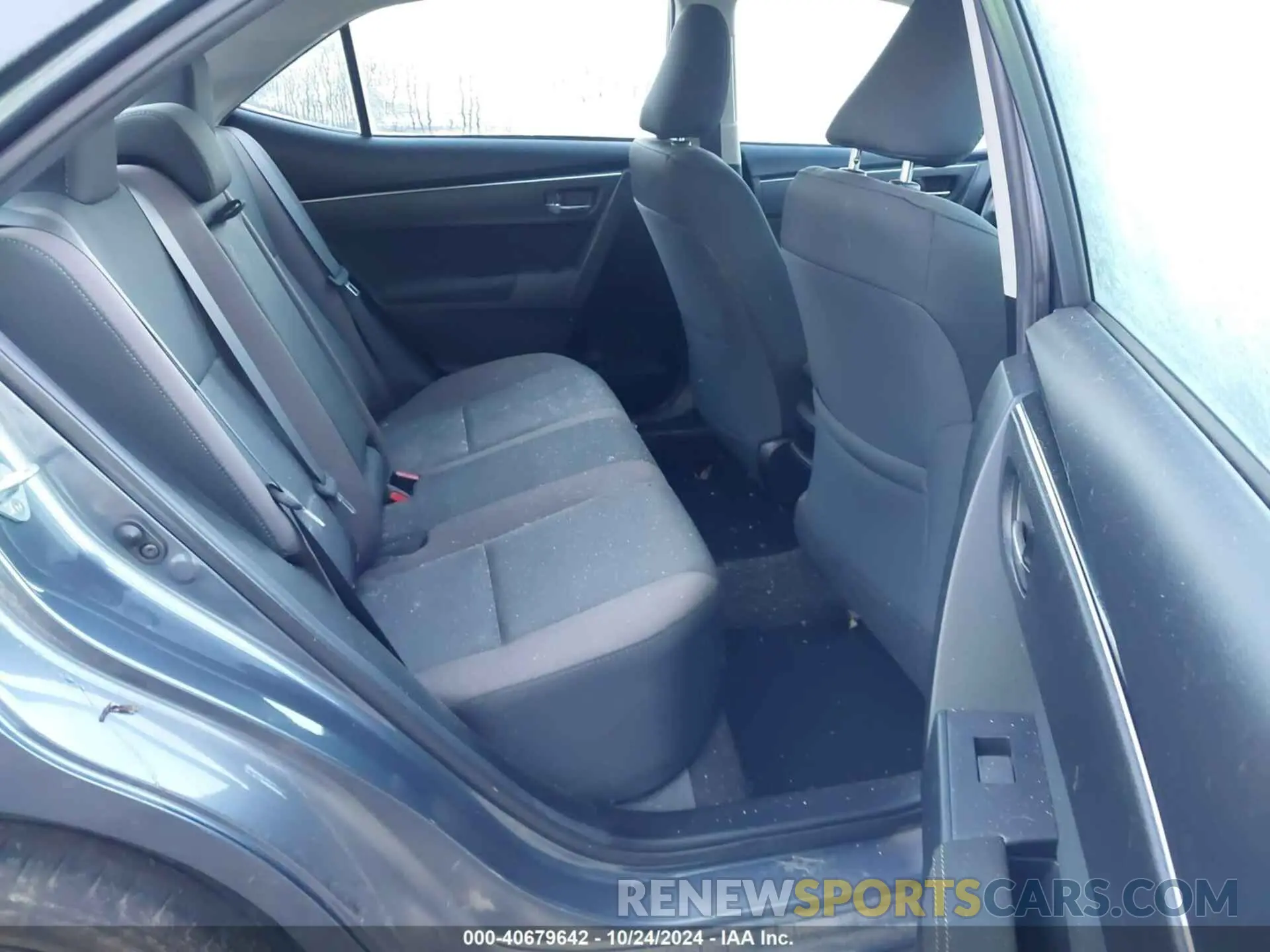 8 Photograph of a damaged car 2T1BURHE3KC200705 TOYOTA COROLLA 2019