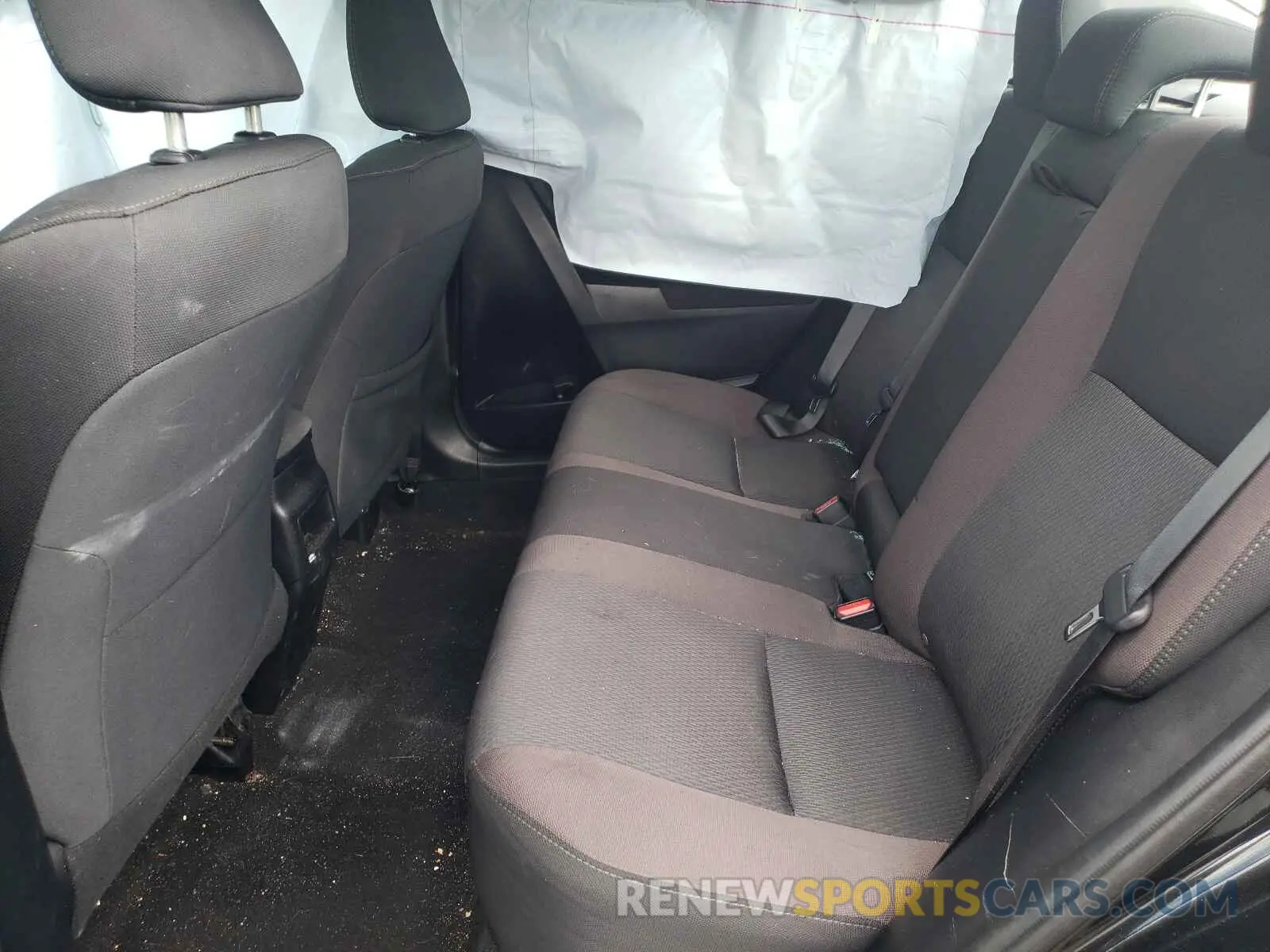 6 Photograph of a damaged car 2T1BURHE3KC206570 TOYOTA COROLLA 2019