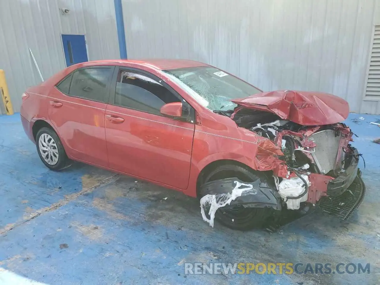 4 Photograph of a damaged car 2T1BURHE3KC208691 TOYOTA COROLLA 2019