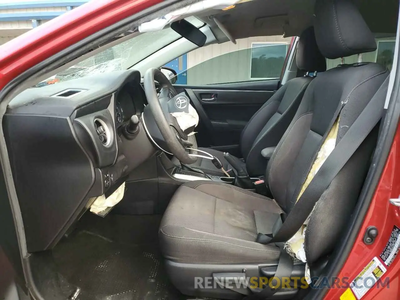 7 Photograph of a damaged car 2T1BURHE3KC208691 TOYOTA COROLLA 2019