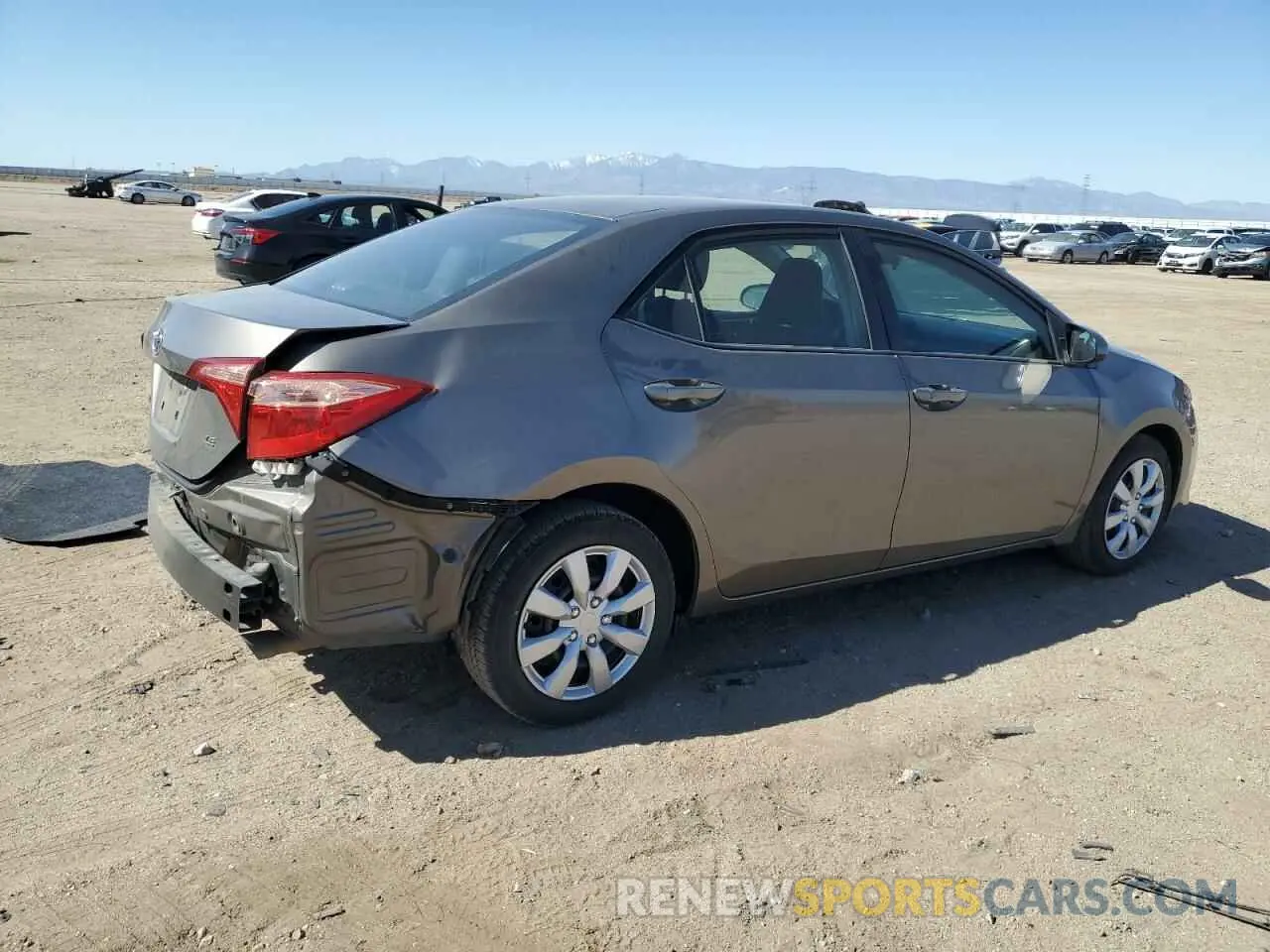 3 Фотография поврежденного автомобиля 2T1BURHE3KC212966 TOYOTA COROLLA 2019