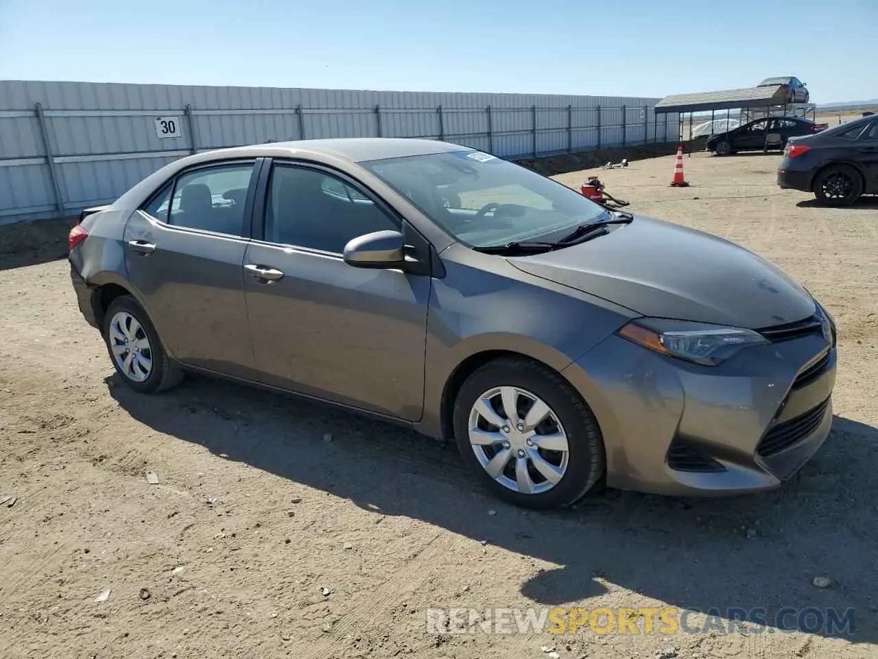 4 Фотография поврежденного автомобиля 2T1BURHE3KC212966 TOYOTA COROLLA 2019