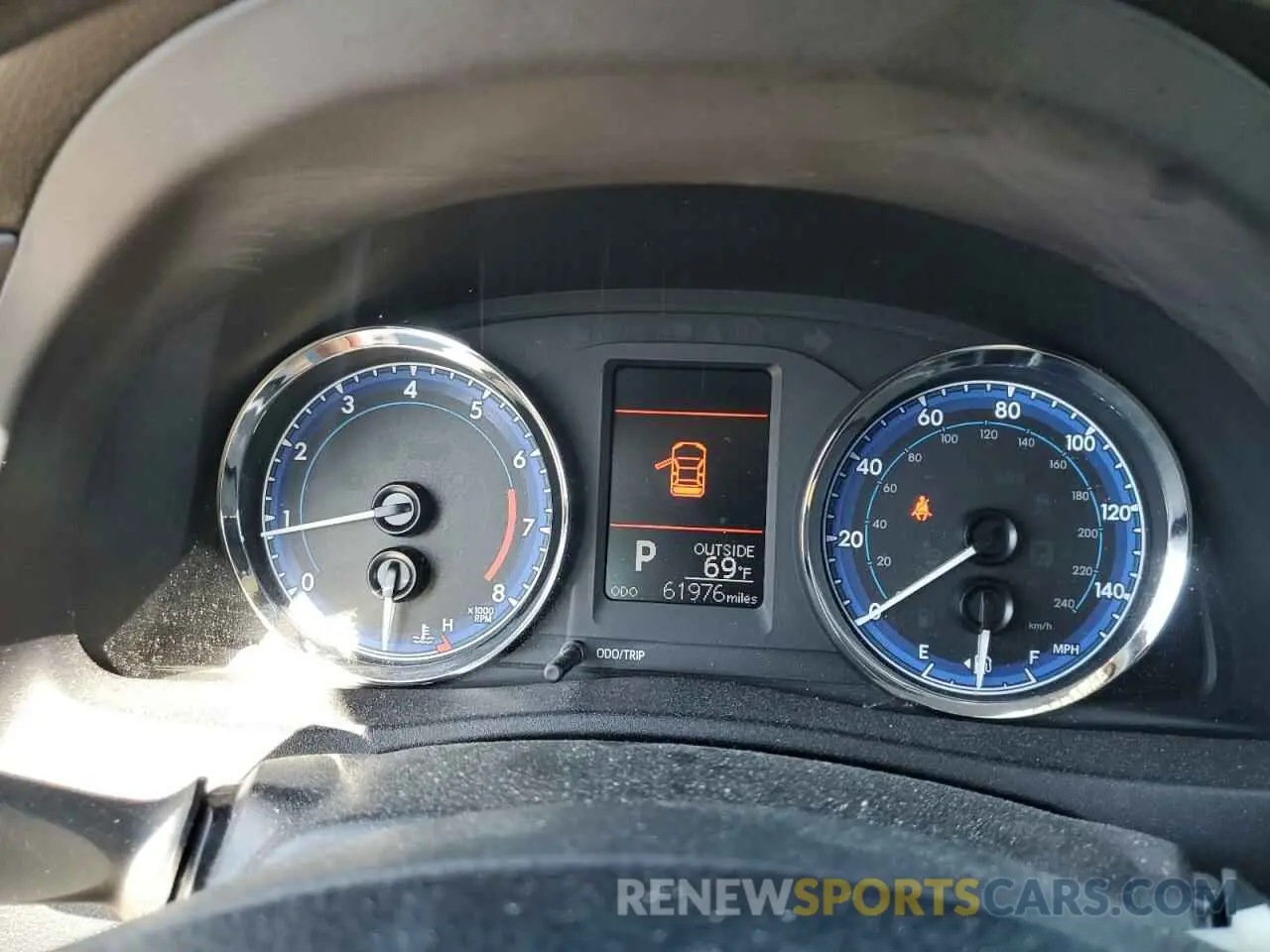 9 Фотография поврежденного автомобиля 2T1BURHE3KC212966 TOYOTA COROLLA 2019