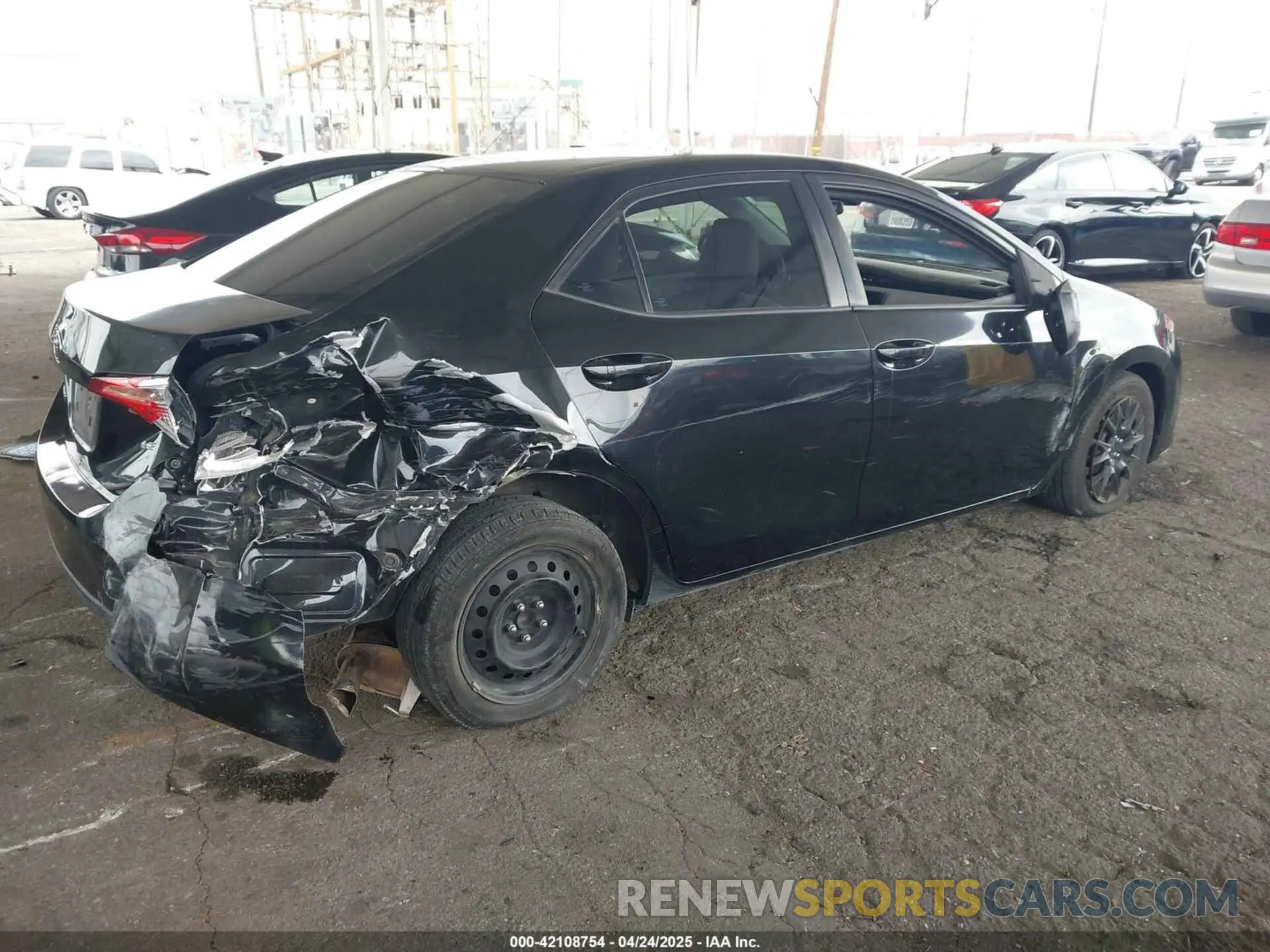 6 Photograph of a damaged car 2T1BURHE3KC233882 TOYOTA COROLLA 2019