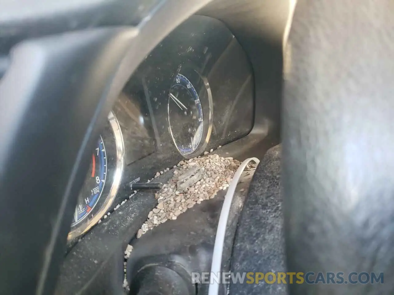 9 Photograph of a damaged car 2T1BURHE3KC245207 TOYOTA COROLLA 2019