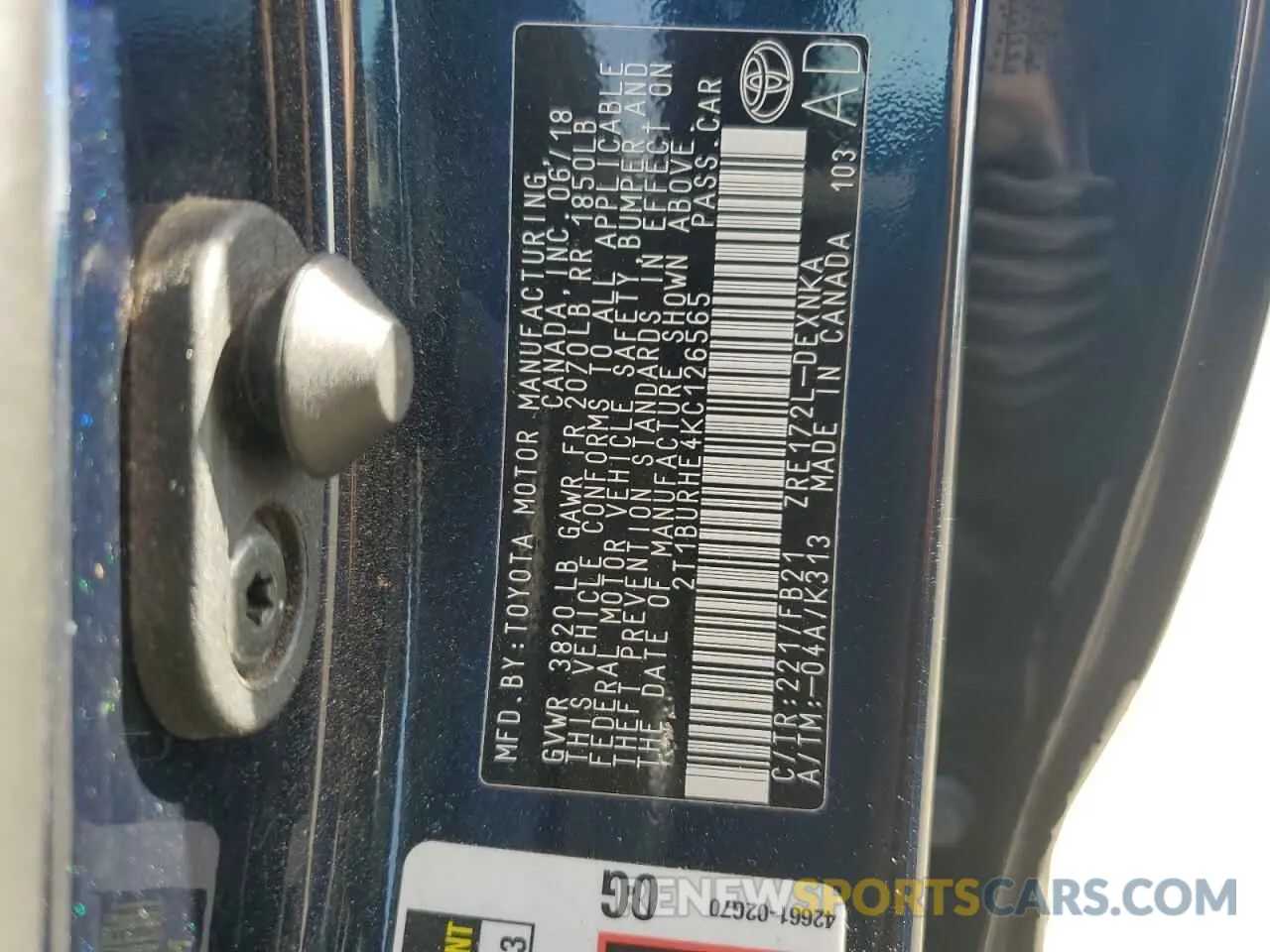 12 Фотография поврежденного автомобиля 2T1BURHE4KC126565 TOYOTA COROLLA 2019