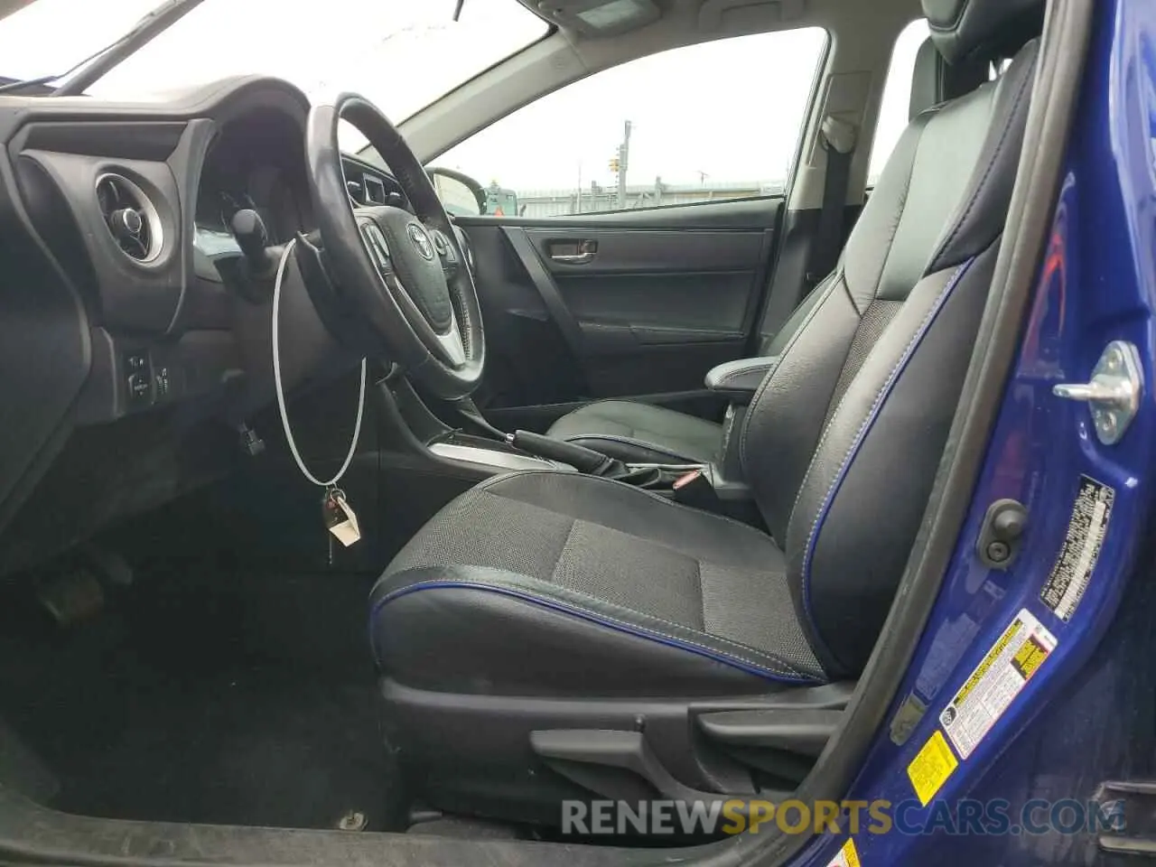 7 Photograph of a damaged car 2T1BURHE4KC133435 TOYOTA COROLLA 2019