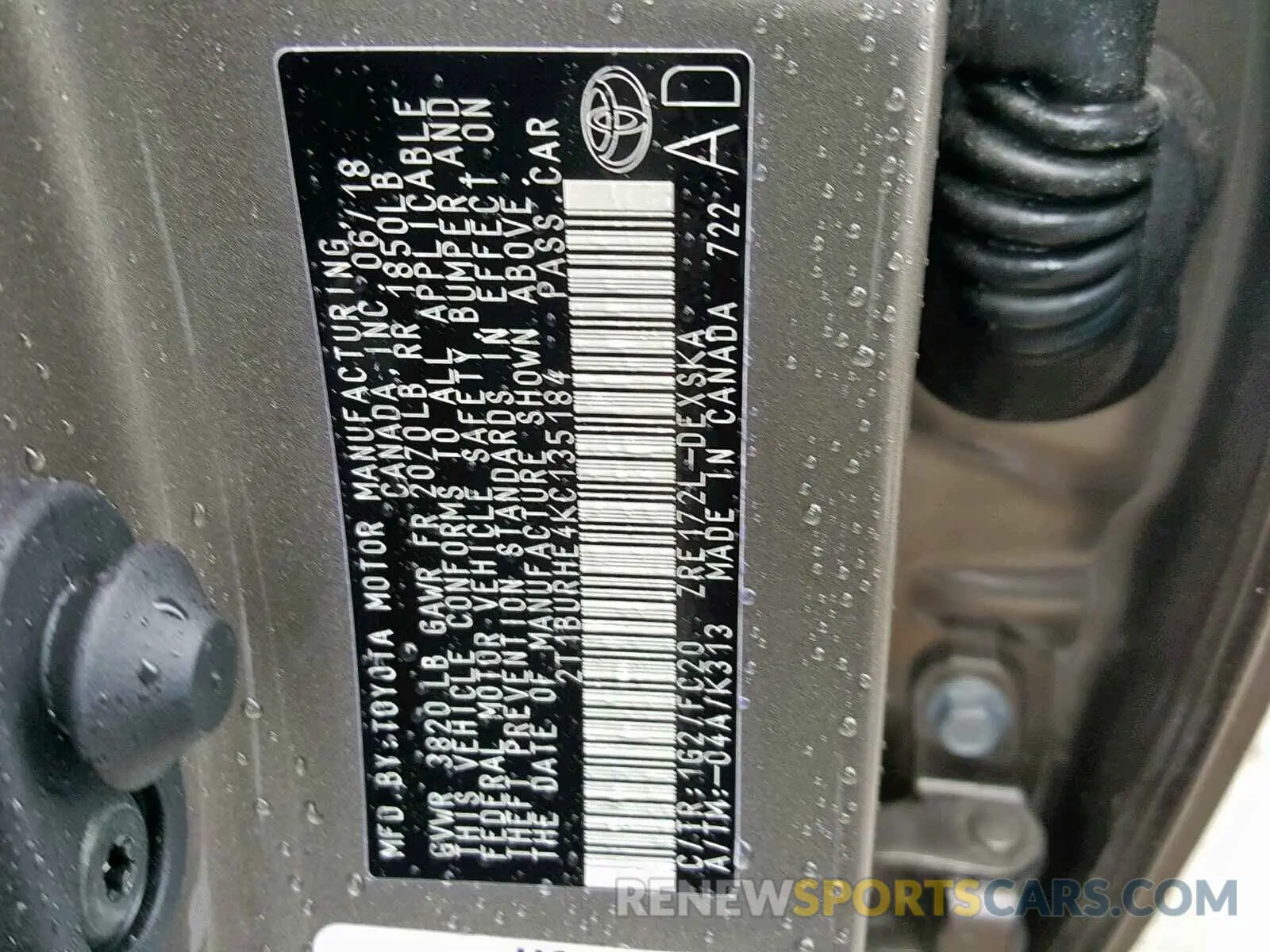 10 Photograph of a damaged car 2T1BURHE4KC135184 TOYOTA COROLLA 2019