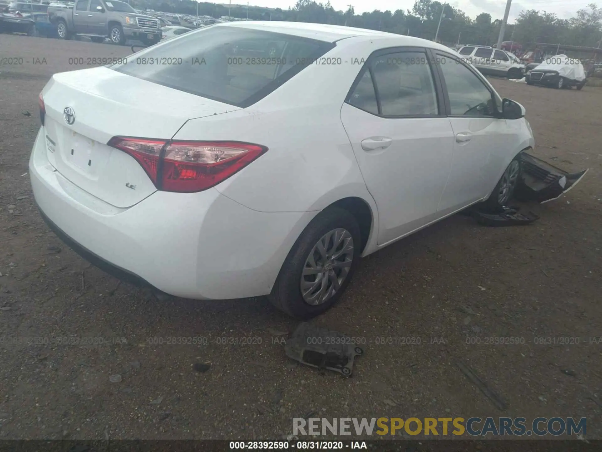 4 Photograph of a damaged car 2T1BURHE4KC135251 TOYOTA COROLLA 2019