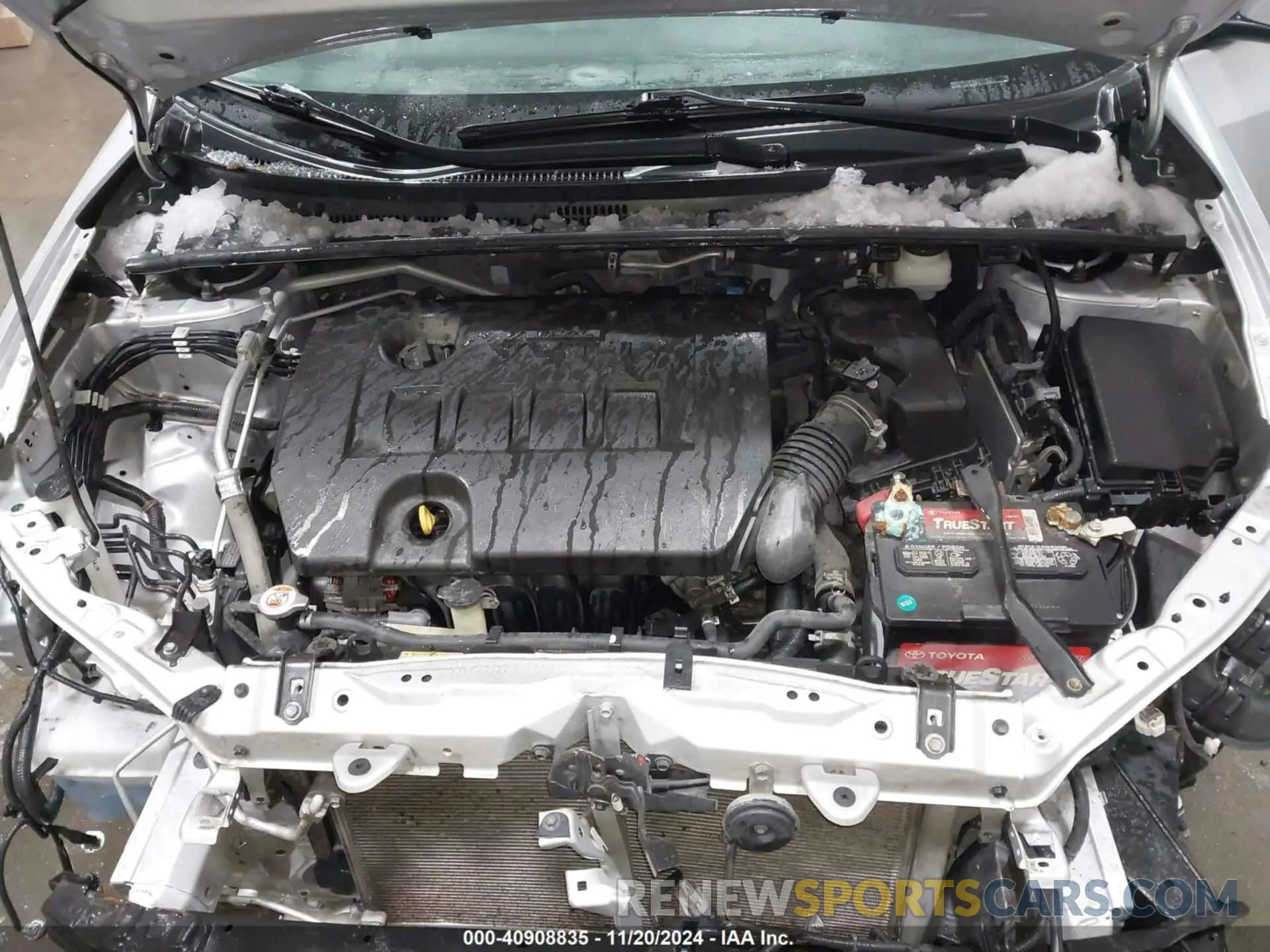 10 Фотография поврежденного автомобиля 2T1BURHE4KC138585 TOYOTA COROLLA 2019