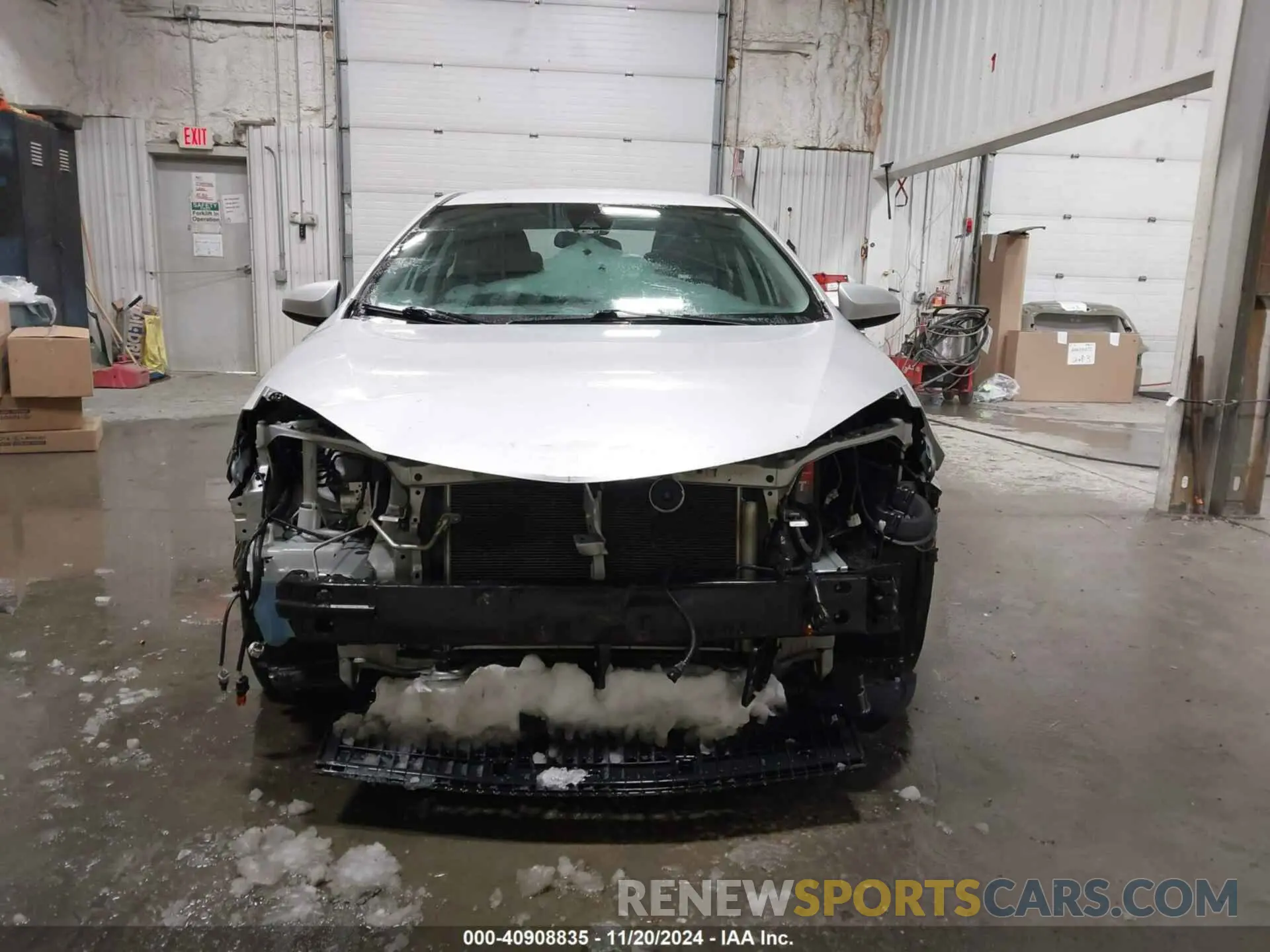 13 Фотография поврежденного автомобиля 2T1BURHE4KC138585 TOYOTA COROLLA 2019