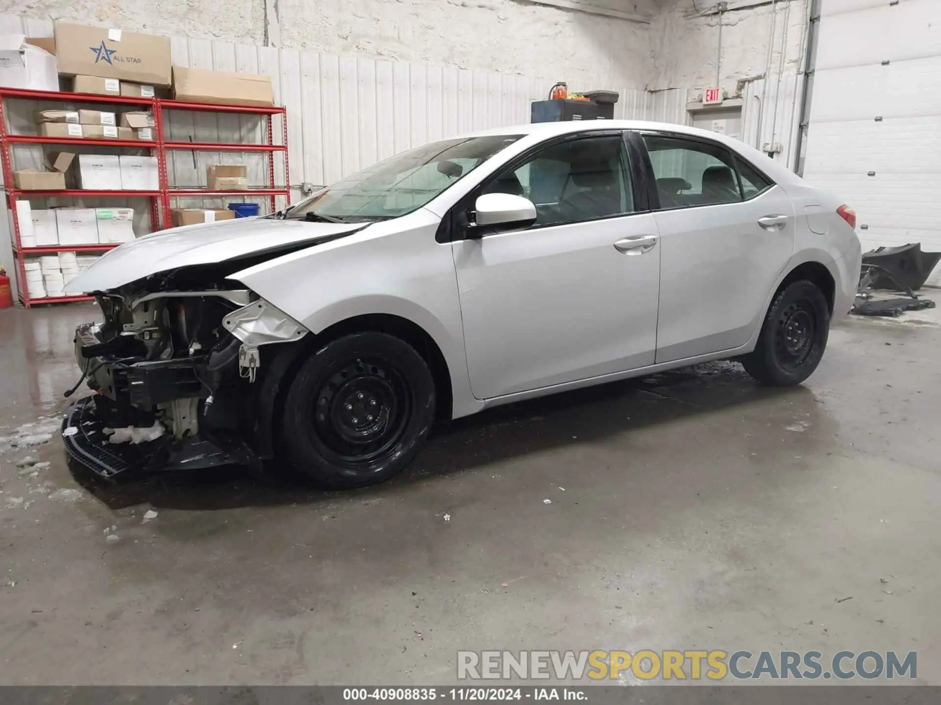 2 Фотография поврежденного автомобиля 2T1BURHE4KC138585 TOYOTA COROLLA 2019
