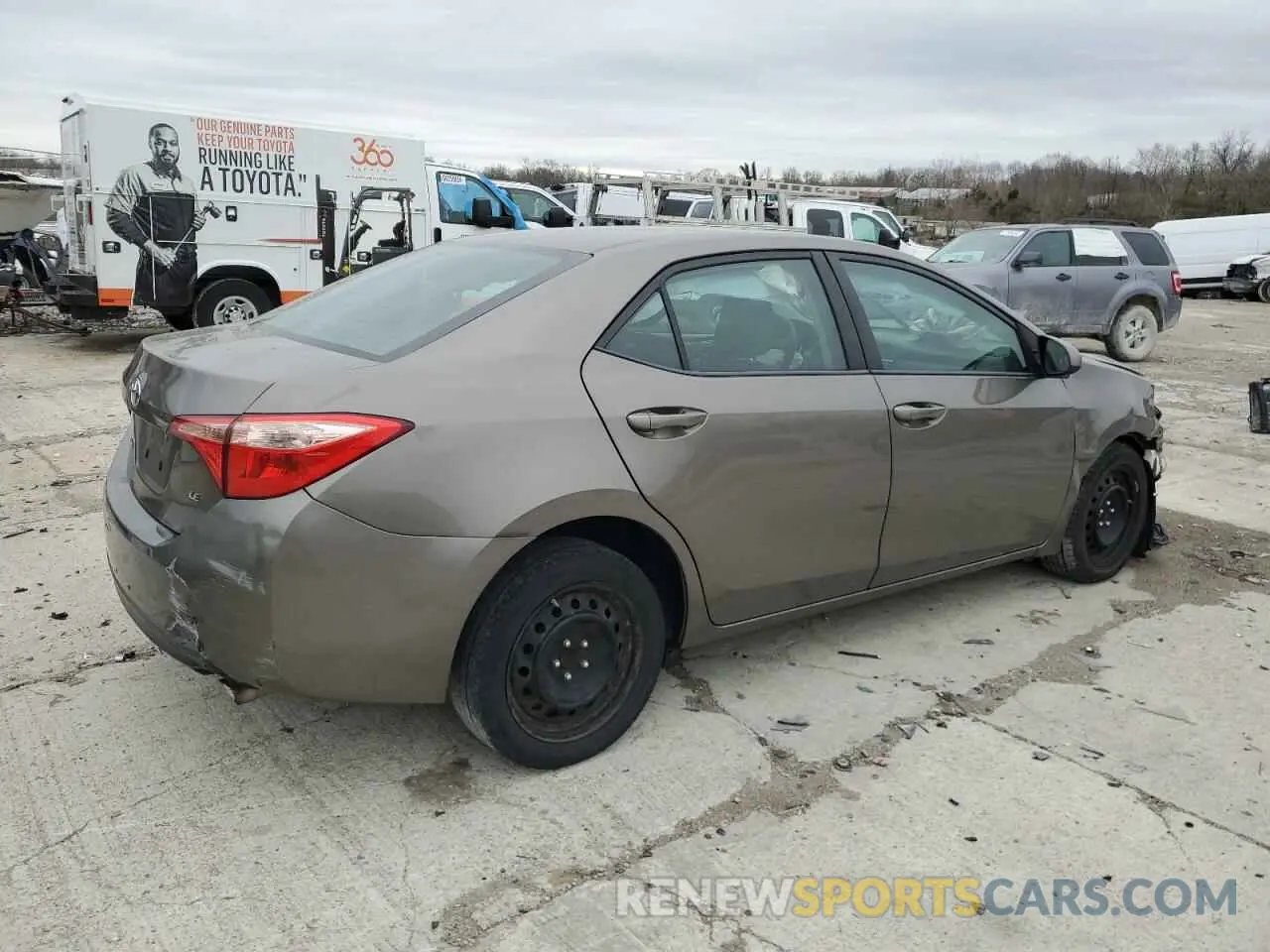 3 Фотография поврежденного автомобиля 2T1BURHE4KC146492 TOYOTA COROLLA 2019