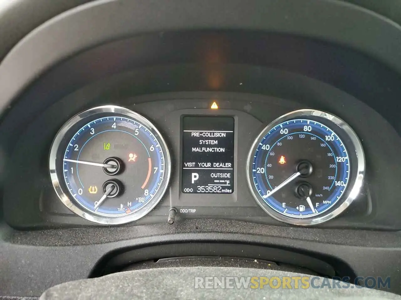 9 Фотография поврежденного автомобиля 2T1BURHE4KC146492 TOYOTA COROLLA 2019