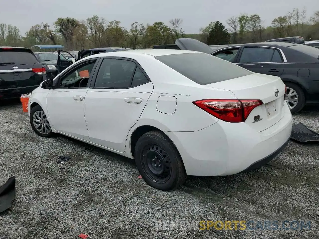 2 Фотография поврежденного автомобиля 2T1BURHE4KC154382 TOYOTA COROLLA 2019