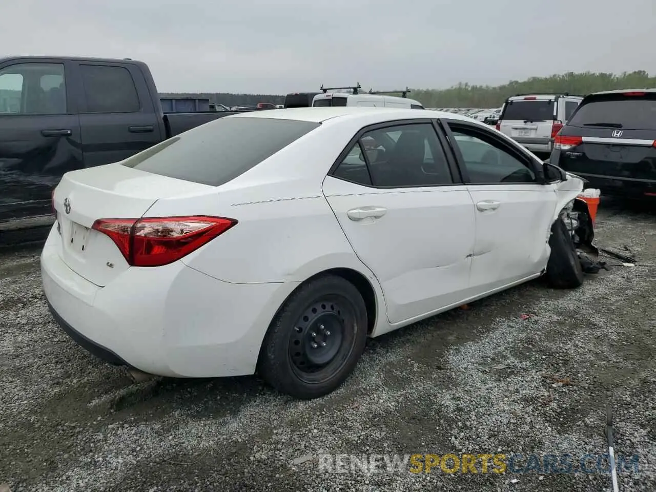 3 Фотография поврежденного автомобиля 2T1BURHE4KC154382 TOYOTA COROLLA 2019