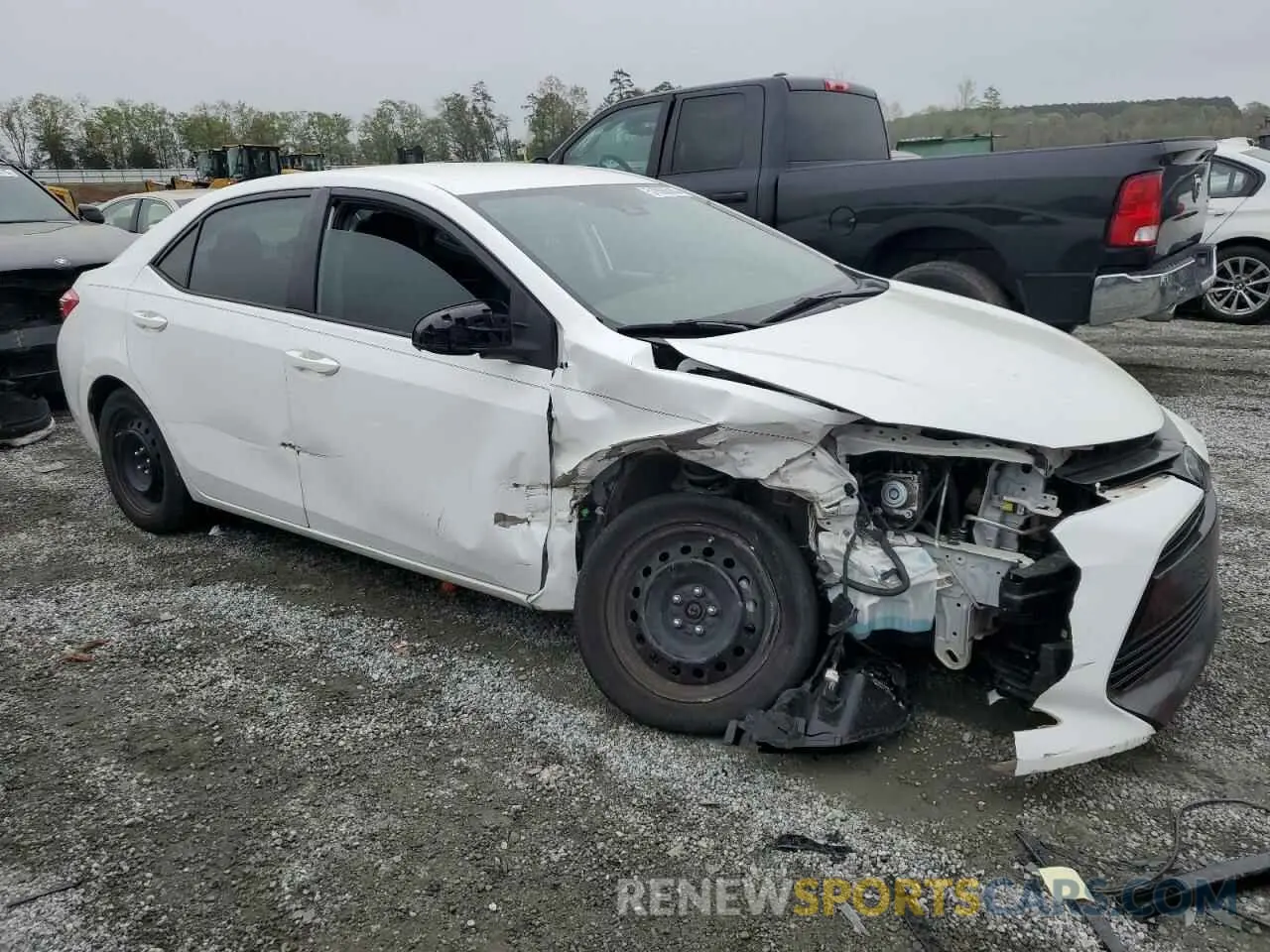 4 Фотография поврежденного автомобиля 2T1BURHE4KC154382 TOYOTA COROLLA 2019