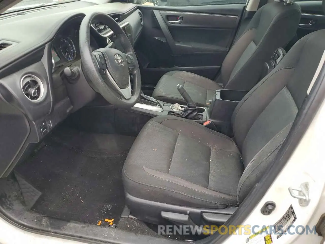 7 Фотография поврежденного автомобиля 2T1BURHE4KC154382 TOYOTA COROLLA 2019