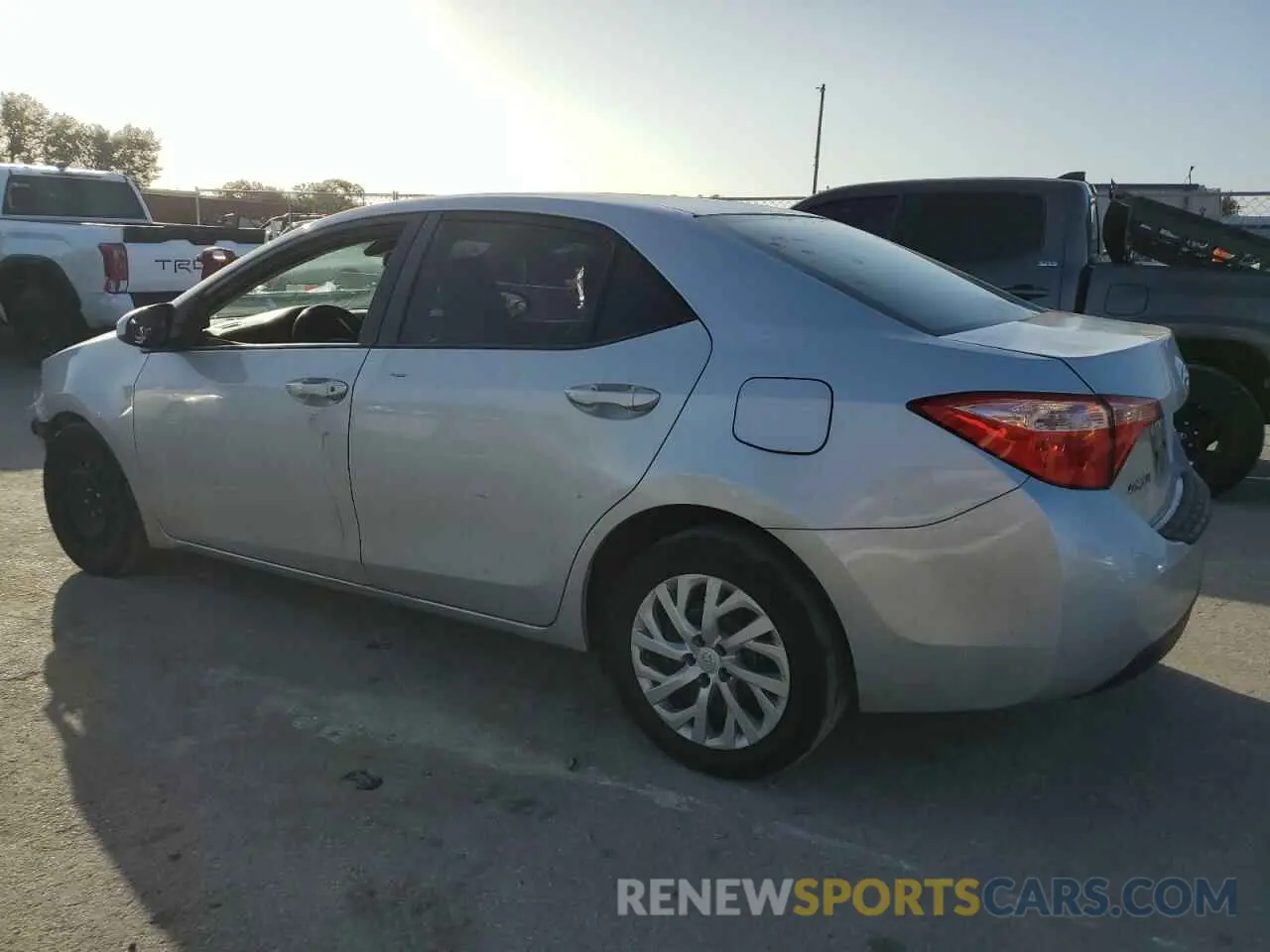 2 Photograph of a damaged car 2T1BURHE4KC158481 TOYOTA COROLLA 2019
