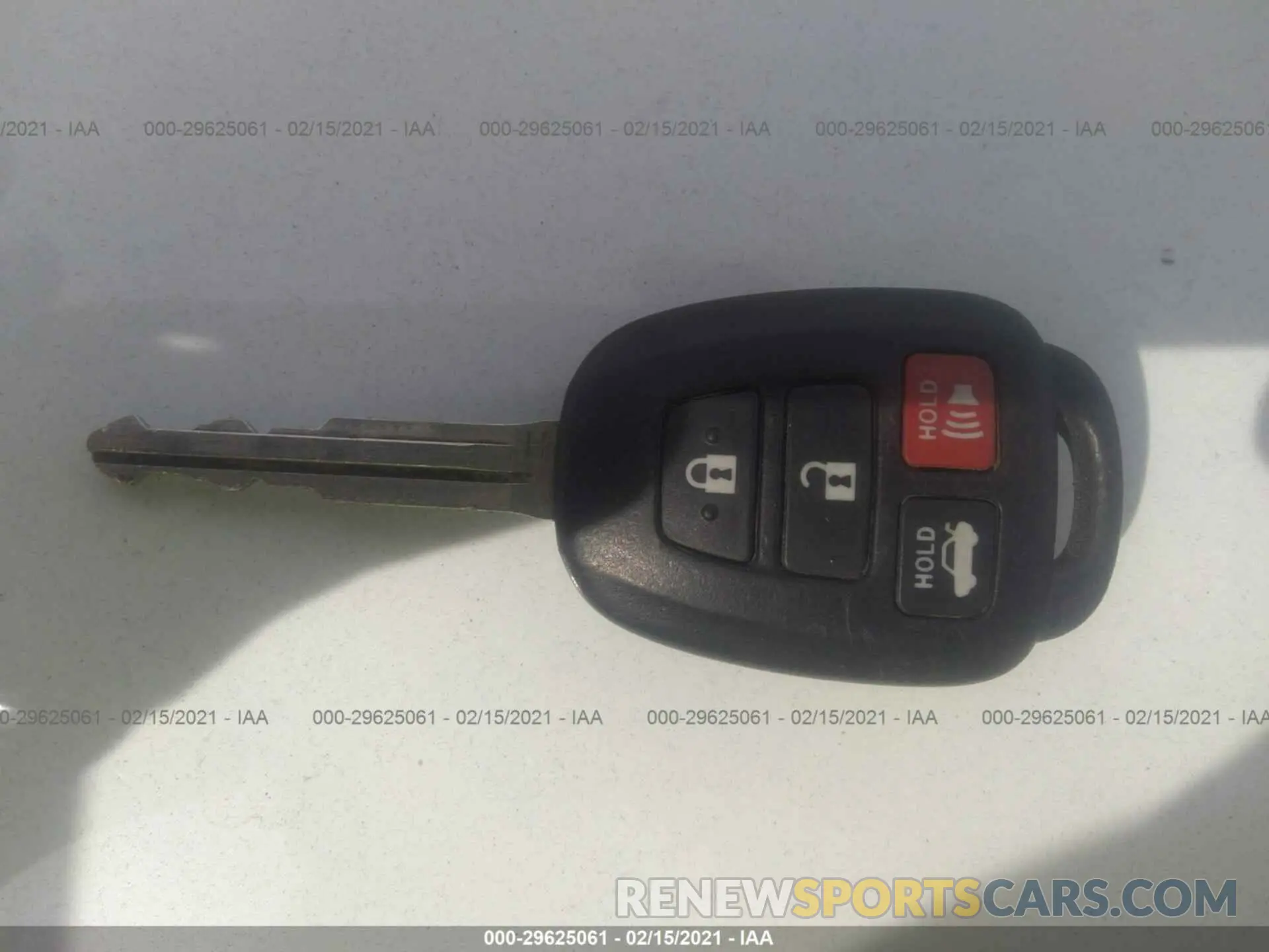 11 Photograph of a damaged car 2T1BURHE4KC161638 TOYOTA COROLLA 2019