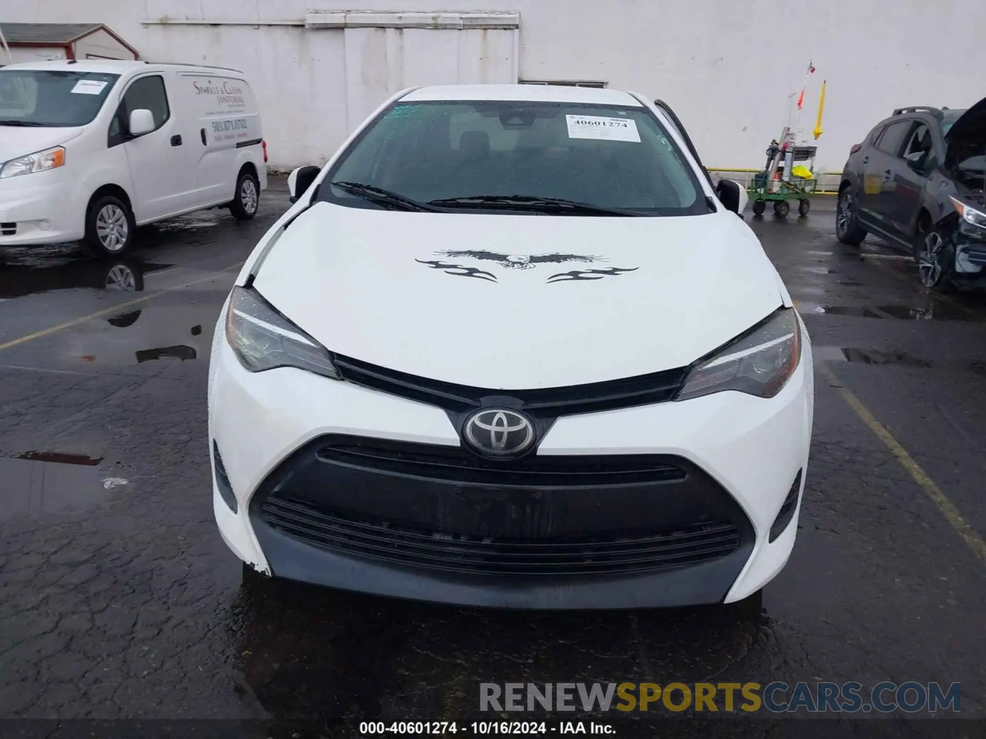 12 Photograph of a damaged car 2T1BURHE4KC168282 TOYOTA COROLLA 2019