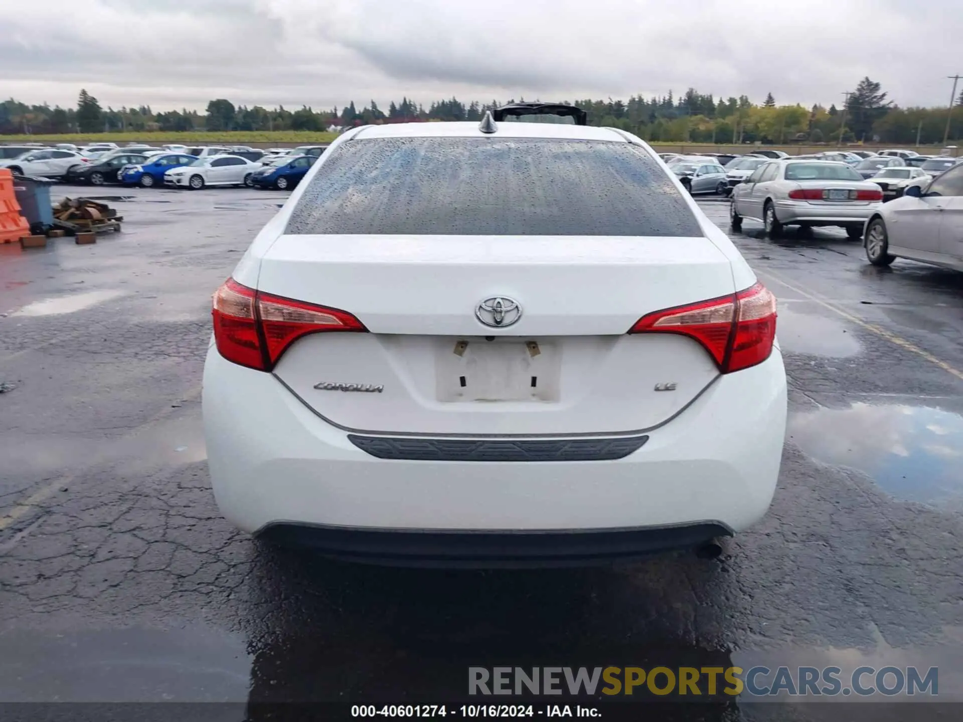 16 Photograph of a damaged car 2T1BURHE4KC168282 TOYOTA COROLLA 2019