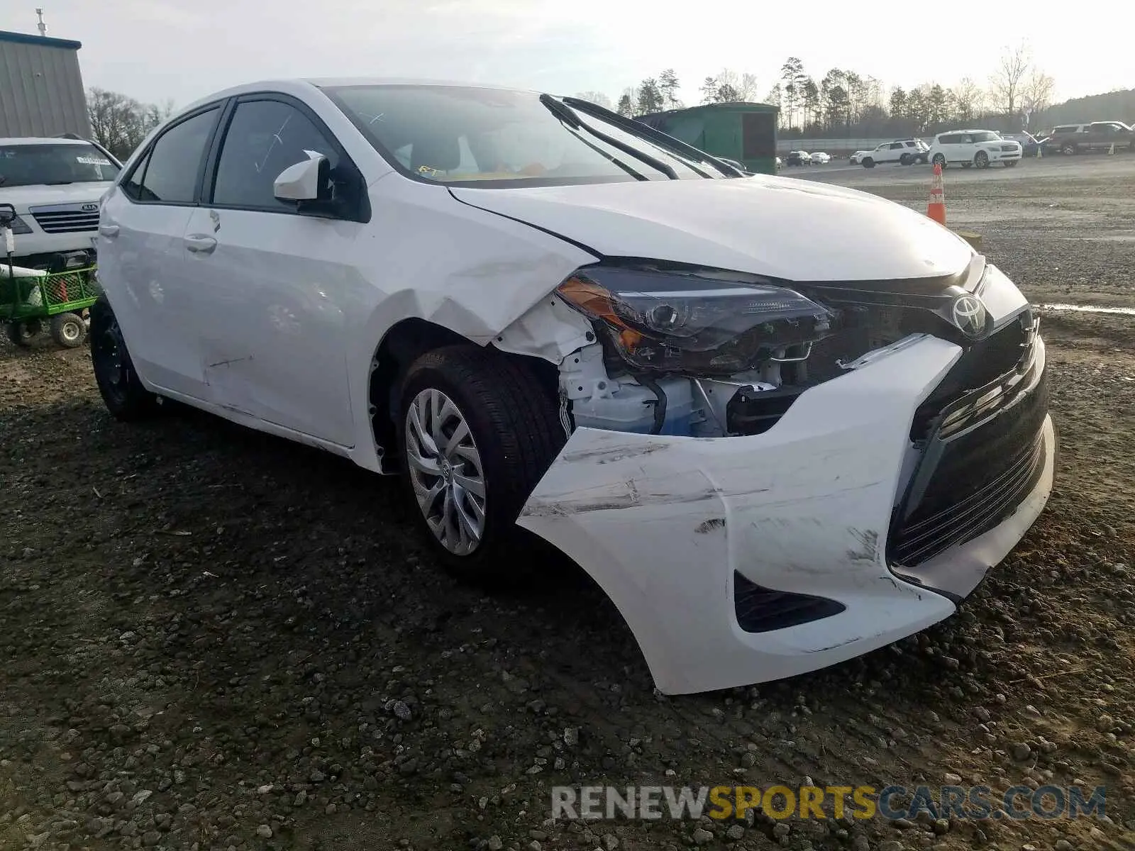 1 Фотография поврежденного автомобиля 2T1BURHE4KC185101 TOYOTA COROLLA 2019