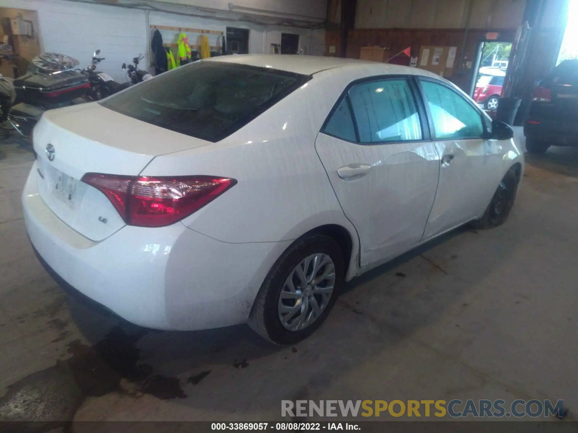 4 Фотография поврежденного автомобиля 2T1BURHE4KC210501 TOYOTA COROLLA 2019