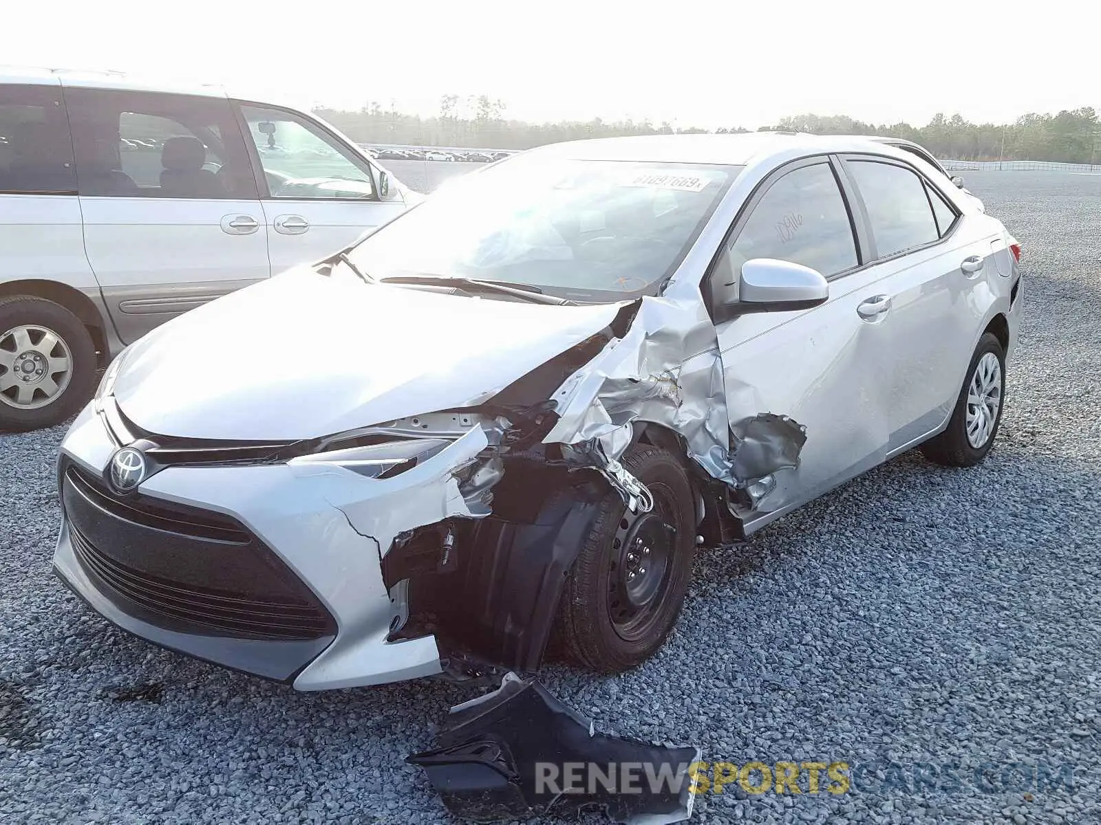2 Фотография поврежденного автомобиля 2T1BURHE4KC222860 TOYOTA COROLLA 2019