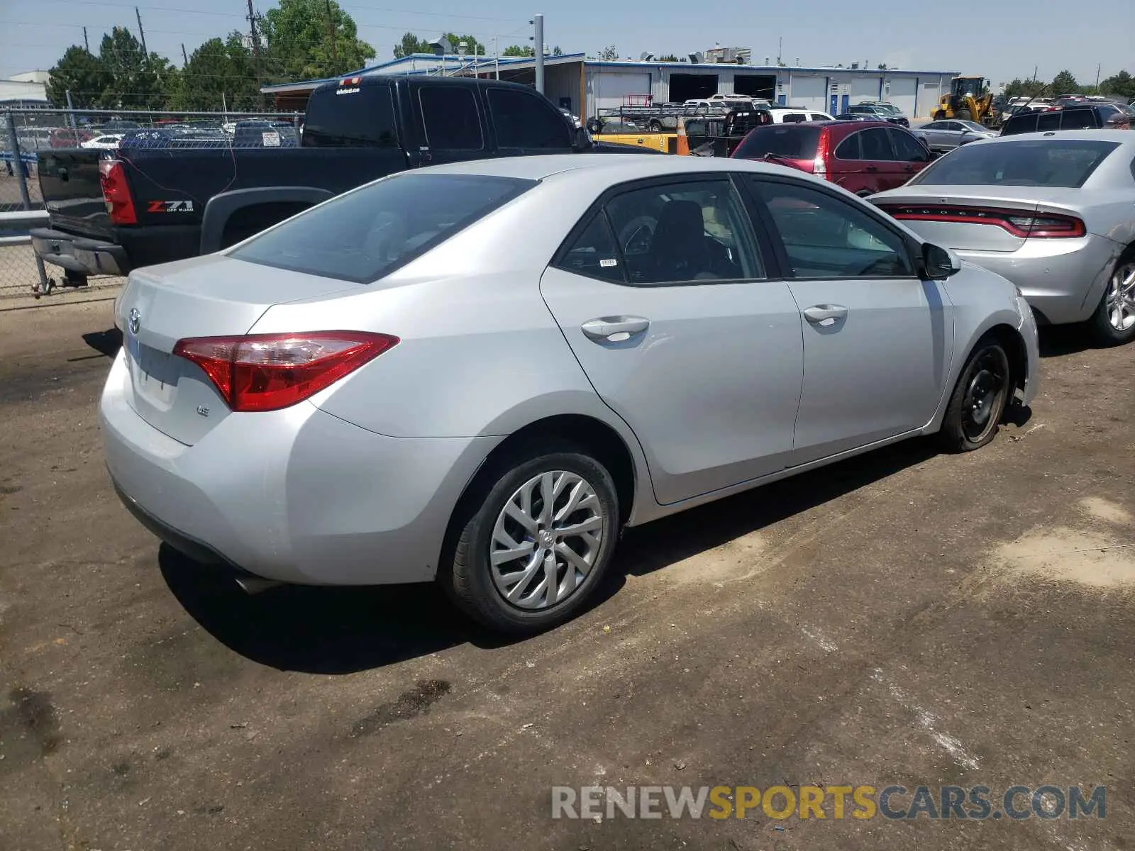 4 Photograph of a damaged car 2T1BURHE4KC226780 TOYOTA COROLLA 2019