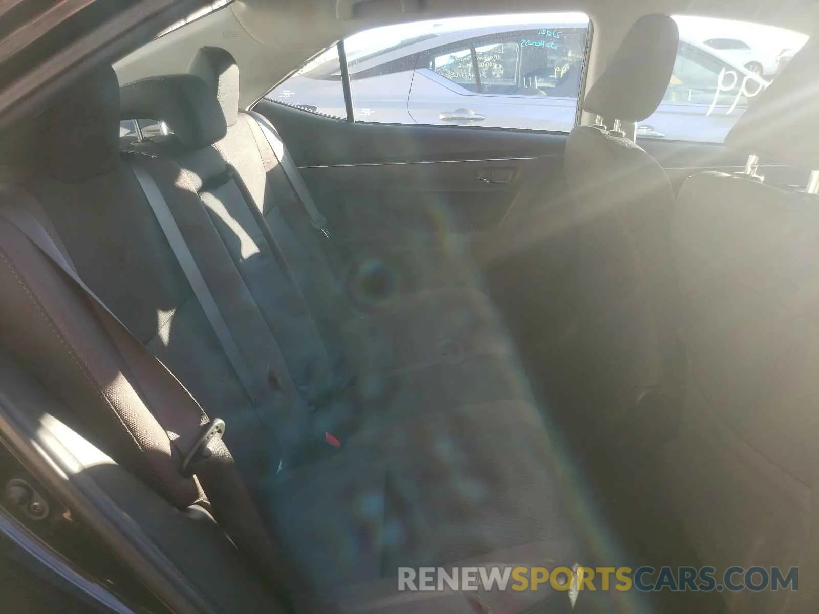 6 Photograph of a damaged car 2T1BURHE4KC234586 TOYOTA COROLLA 2019