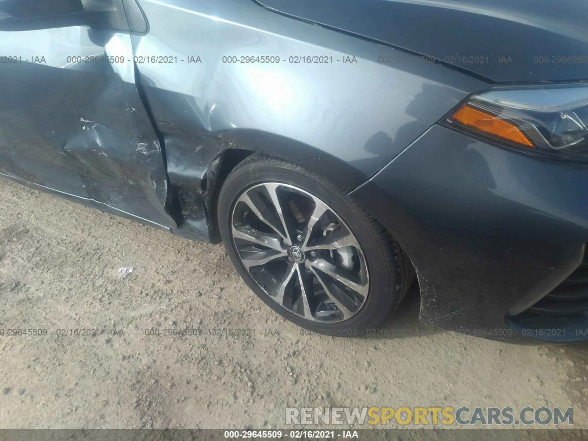 6 Photograph of a damaged car 2T1BURHE4KC239495 TOYOTA COROLLA 2019