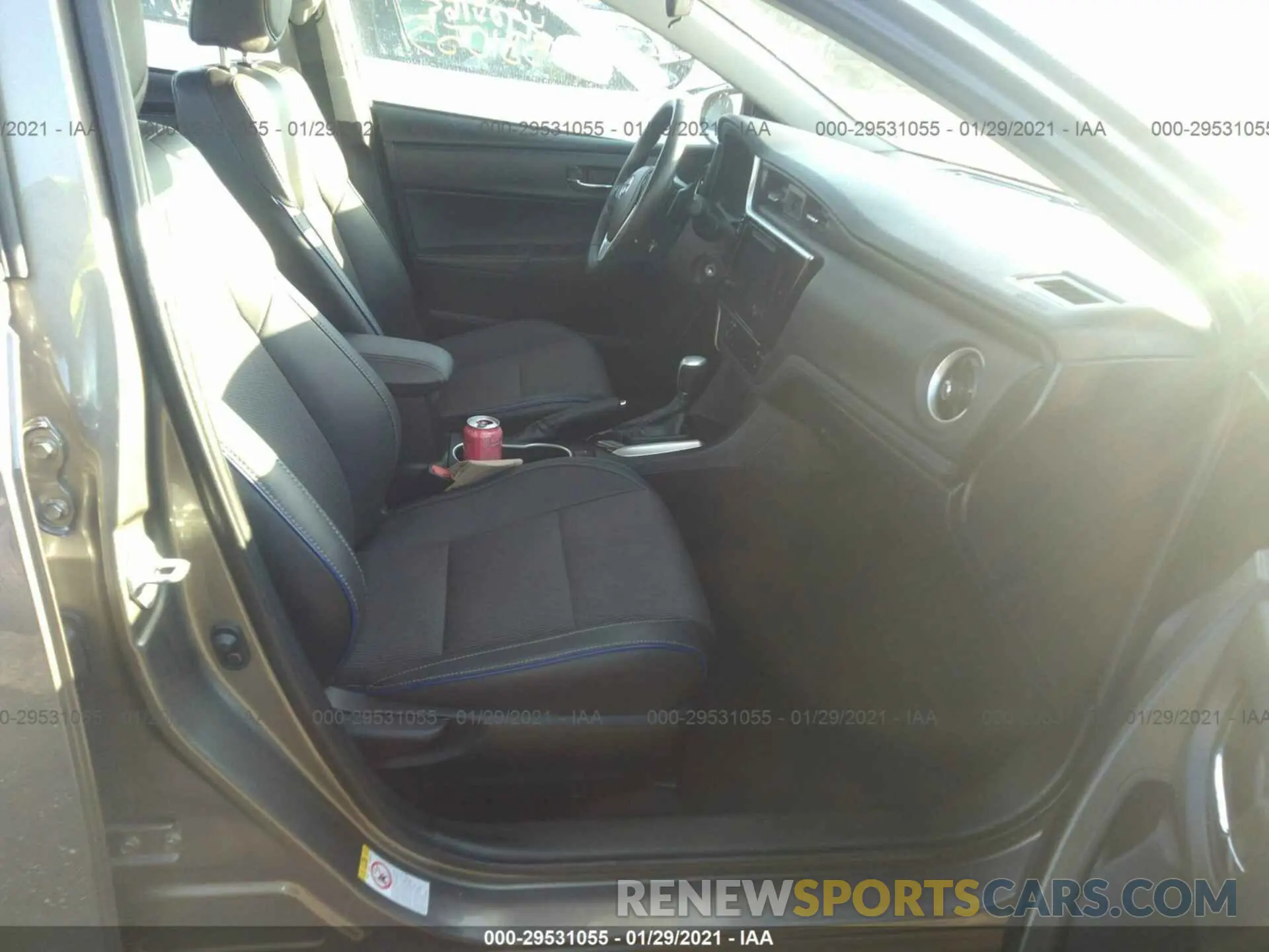 5 Photograph of a damaged car 2T1BURHE4KC242963 TOYOTA COROLLA 2019
