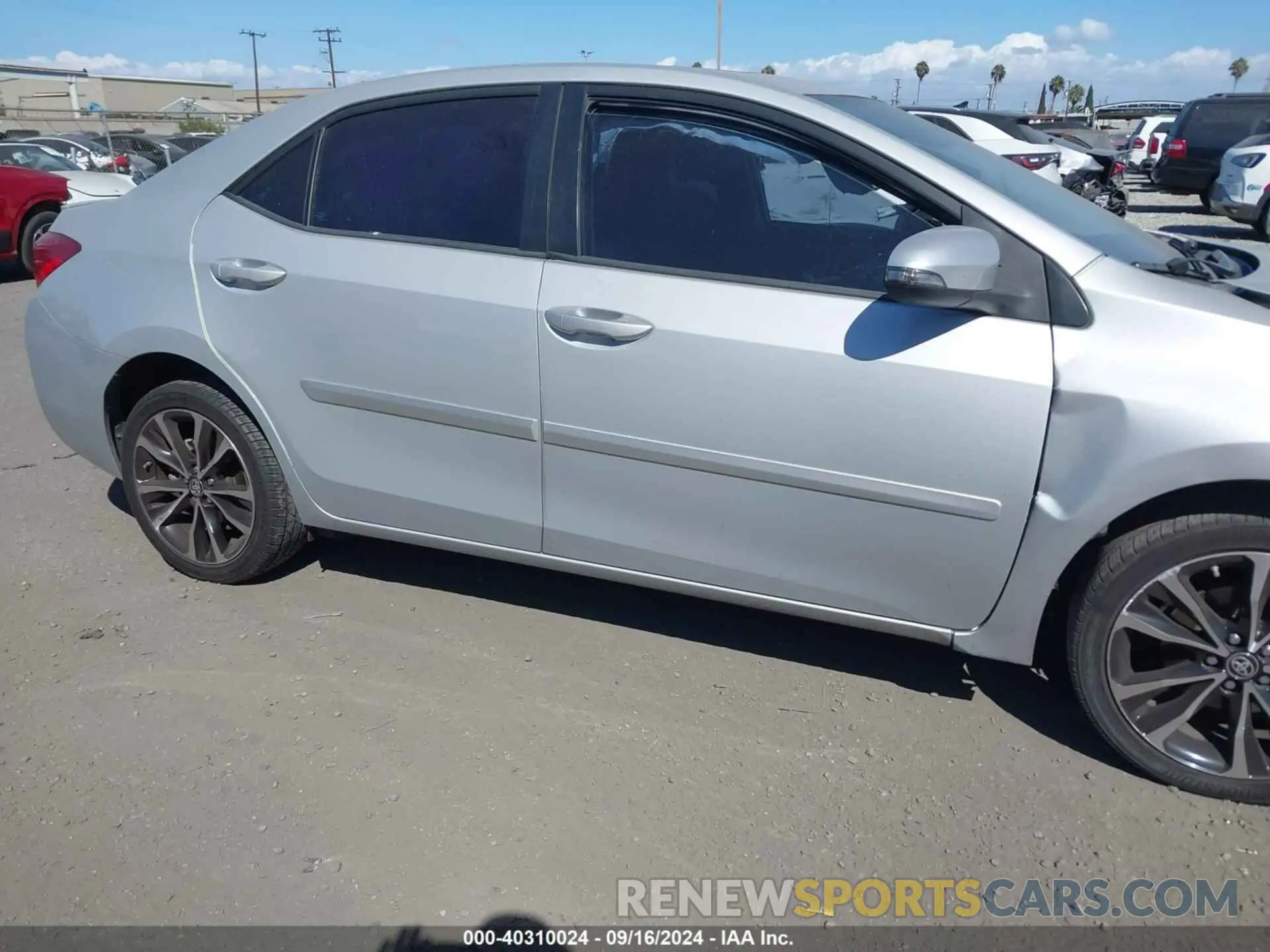 14 Photograph of a damaged car 2T1BURHE5KC128597 TOYOTA COROLLA 2019