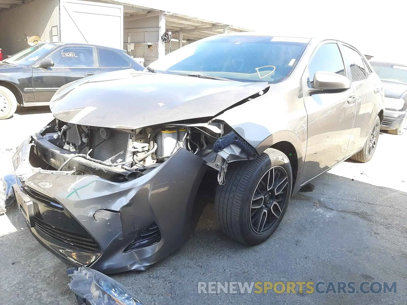 2 Photograph of a damaged car 2T1BURHE5KC133525 TOYOTA COROLLA 2019