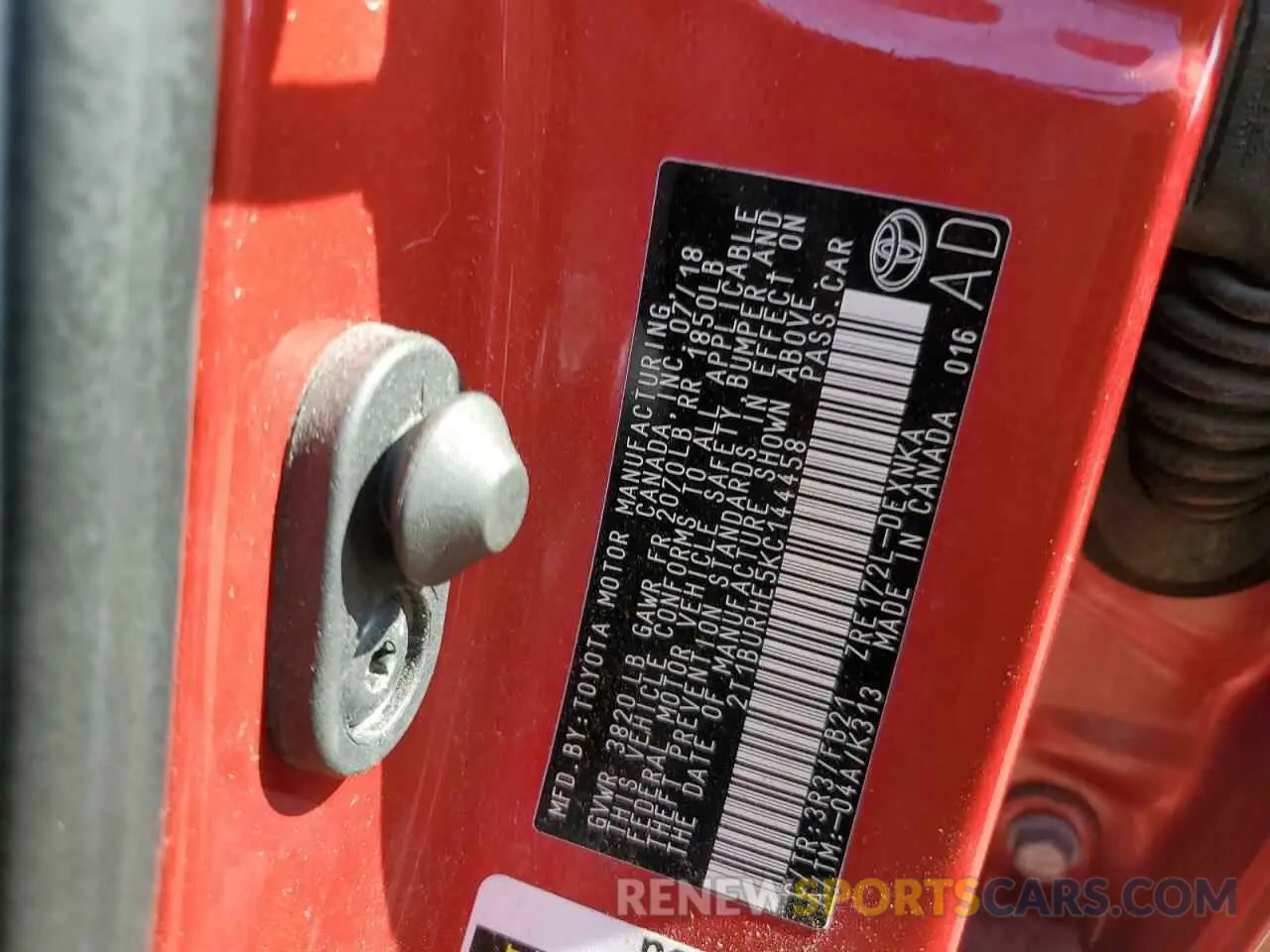 12 Photograph of a damaged car 2T1BURHE5KC144458 TOYOTA COROLLA 2019