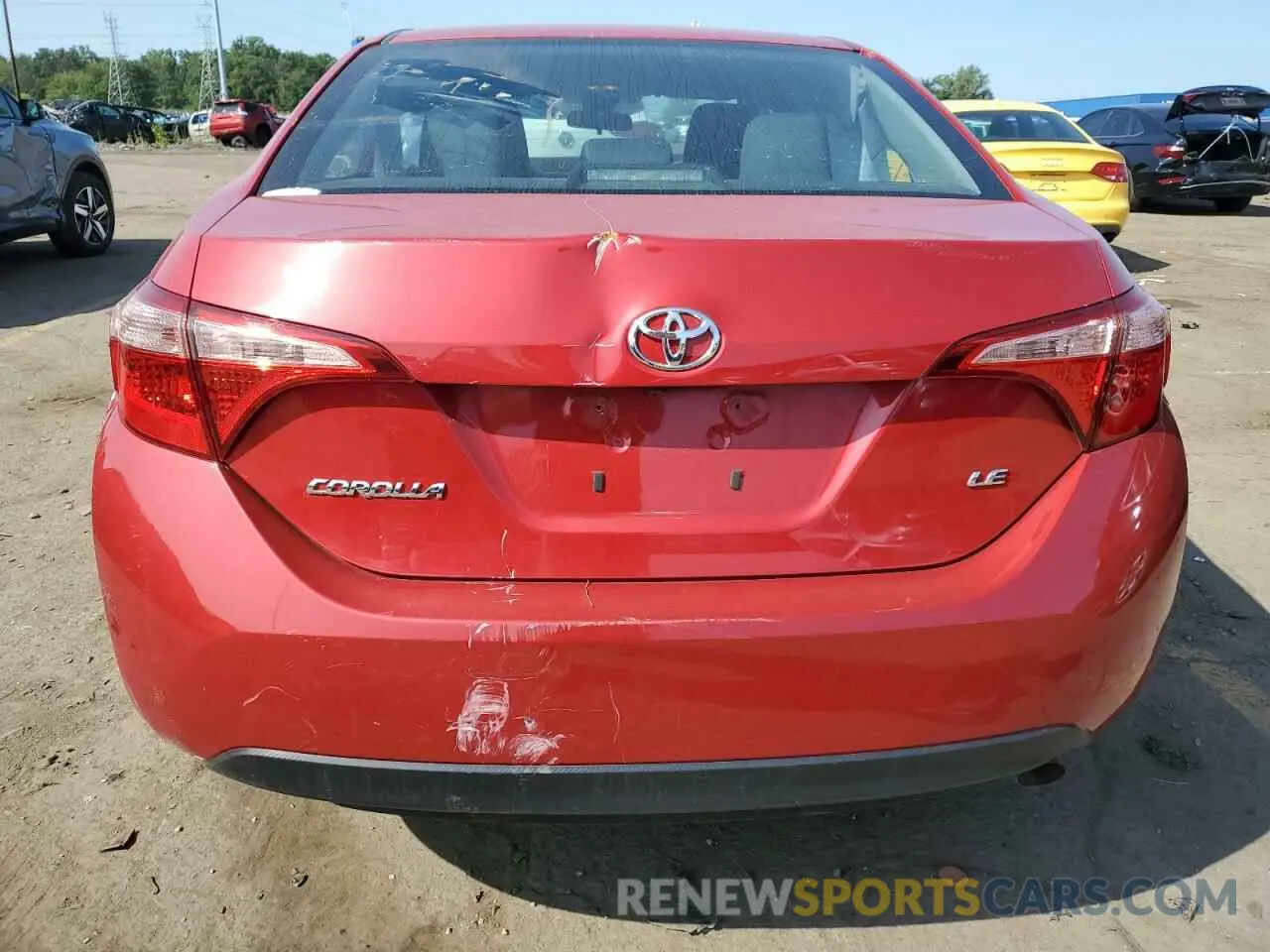 6 Photograph of a damaged car 2T1BURHE5KC144458 TOYOTA COROLLA 2019