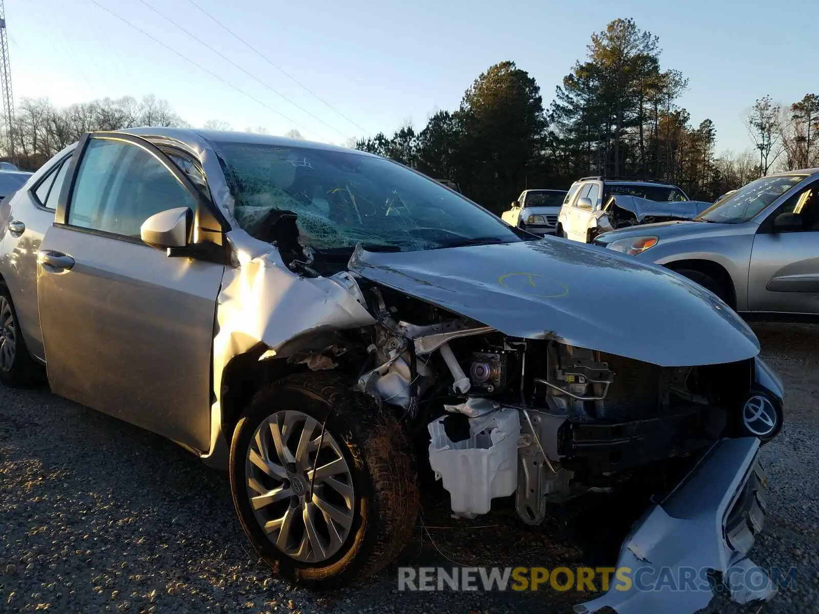 9 Photograph of a damaged car 2T1BURHE5KC151894 TOYOTA COROLLA 2019
