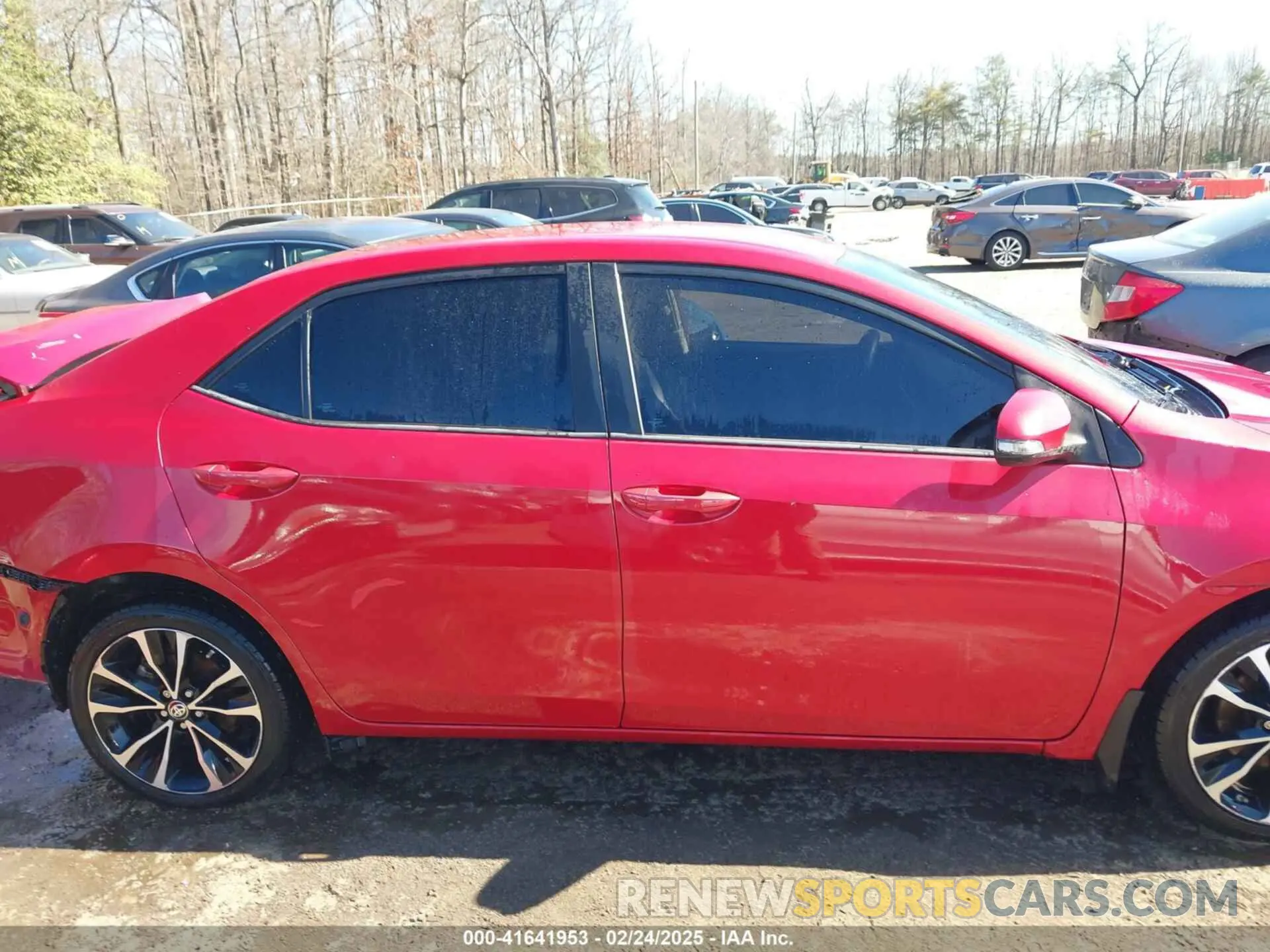 14 Photograph of a damaged car 2T1BURHE5KC152513 TOYOTA COROLLA 2019