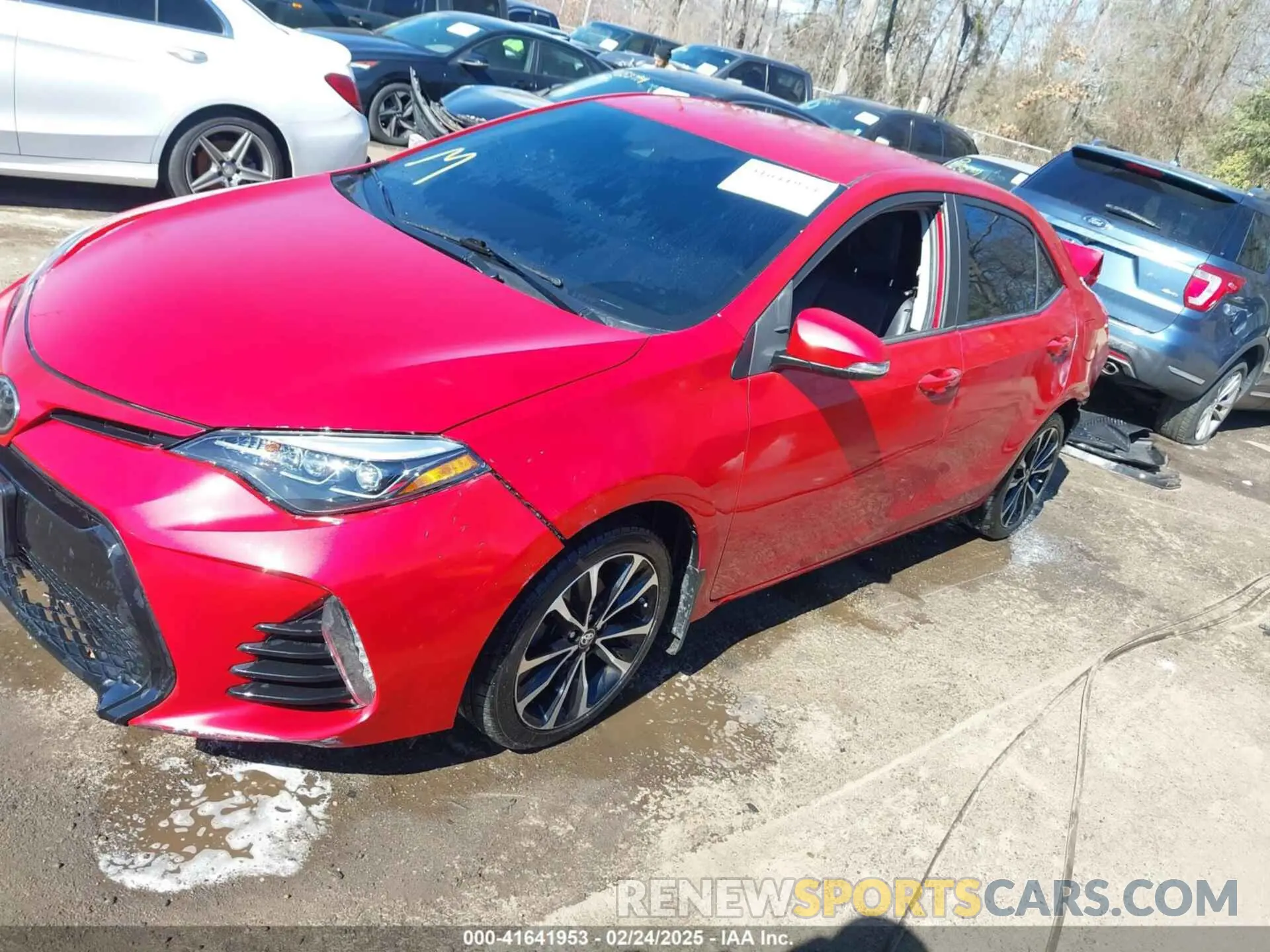 2 Photograph of a damaged car 2T1BURHE5KC152513 TOYOTA COROLLA 2019