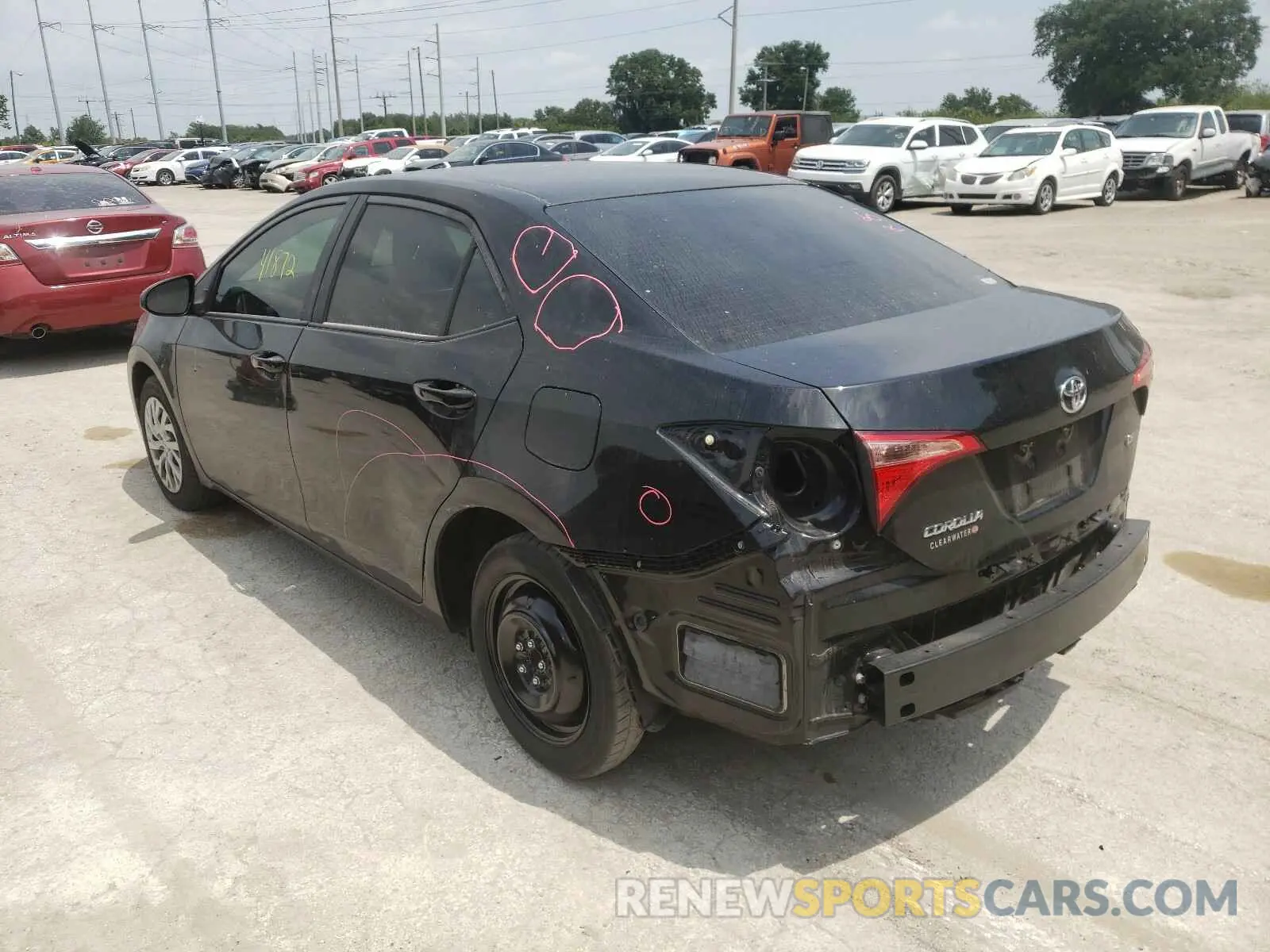 3 Photograph of a damaged car 2T1BURHE5KC156755 TOYOTA COROLLA 2019