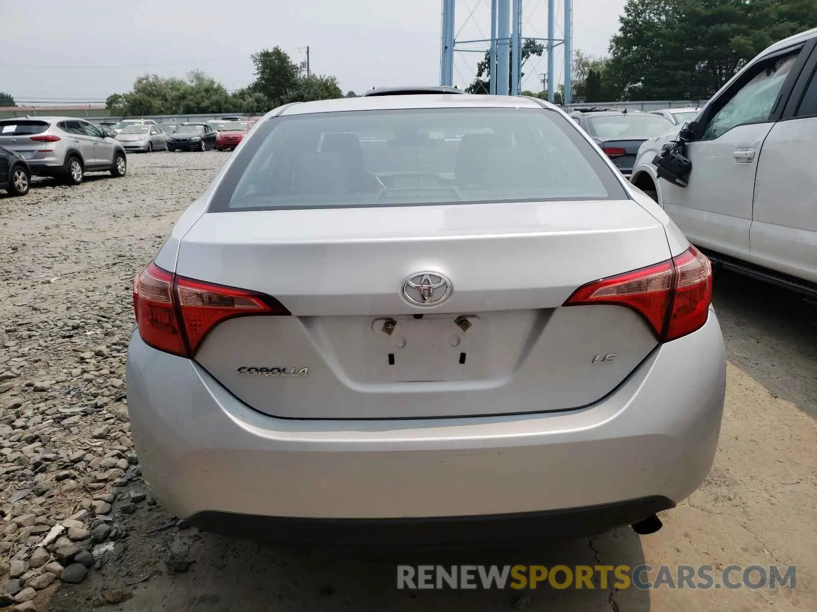 9 Фотография поврежденного автомобиля 2T1BURHE5KC160966 TOYOTA COROLLA 2019