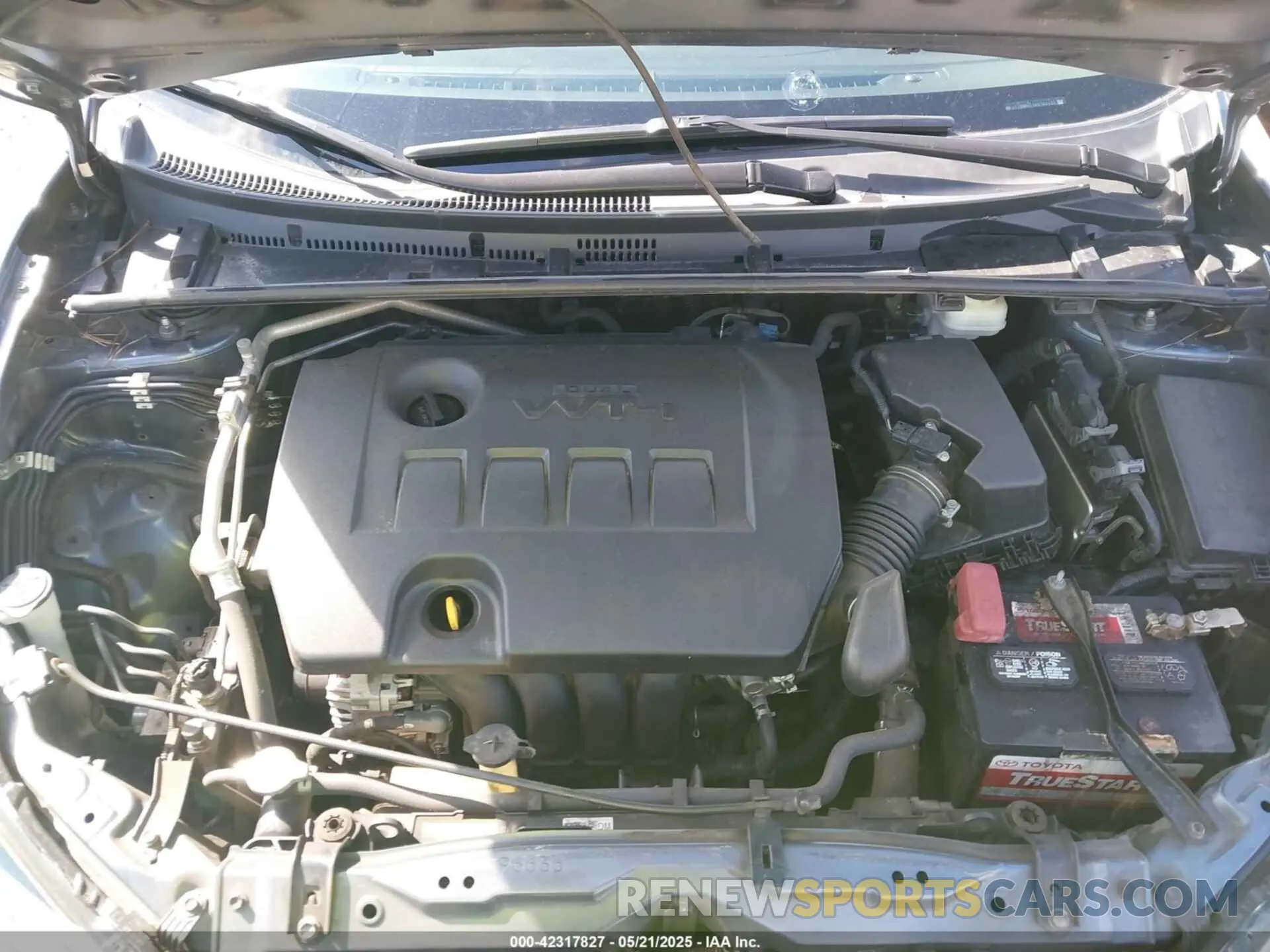 9 Photograph of a damaged car 2T1BURHE5KC168453 TOYOTA COROLLA 2019