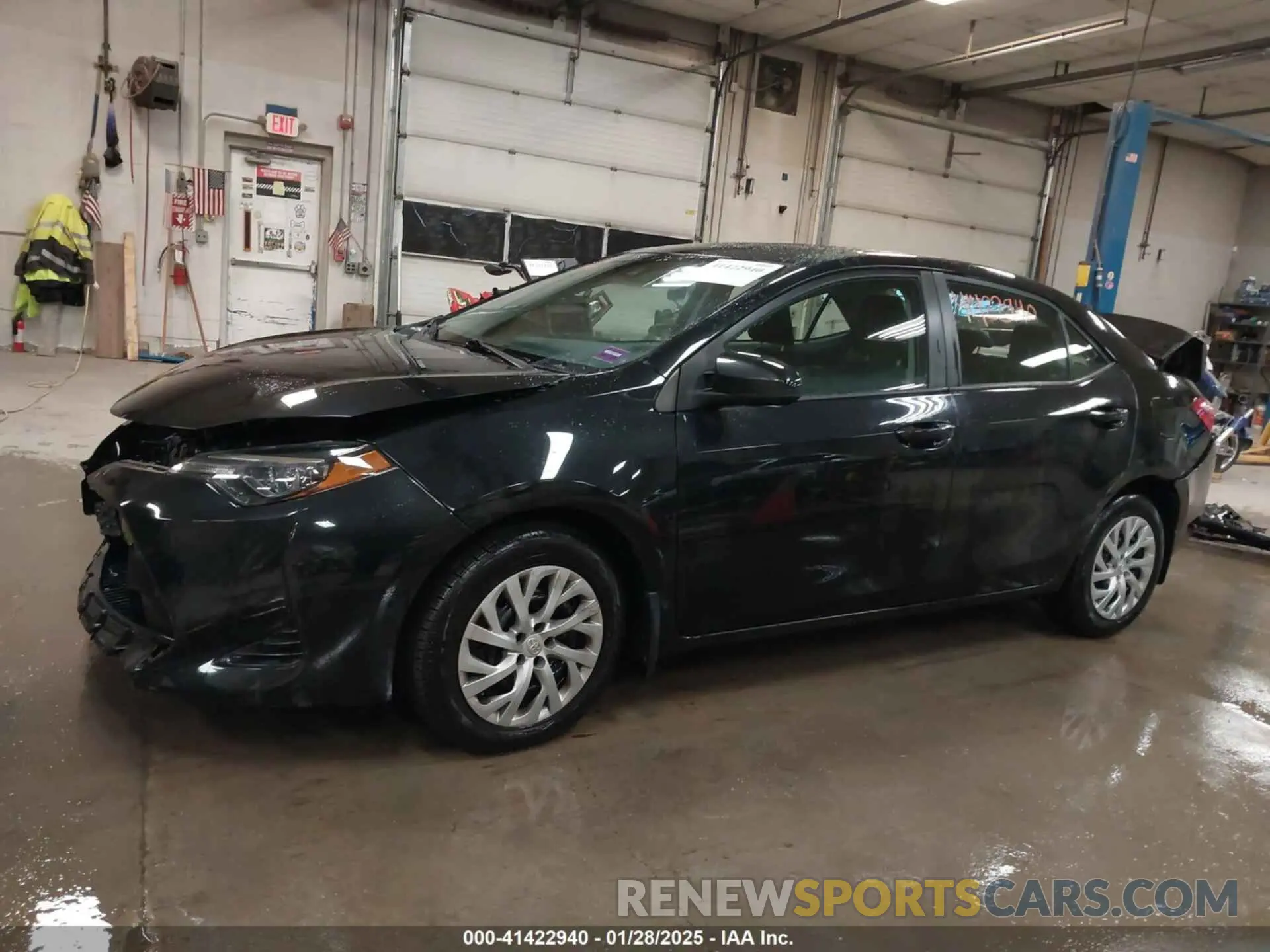 15 Photograph of a damaged car 2T1BURHE5KC170378 TOYOTA COROLLA 2019