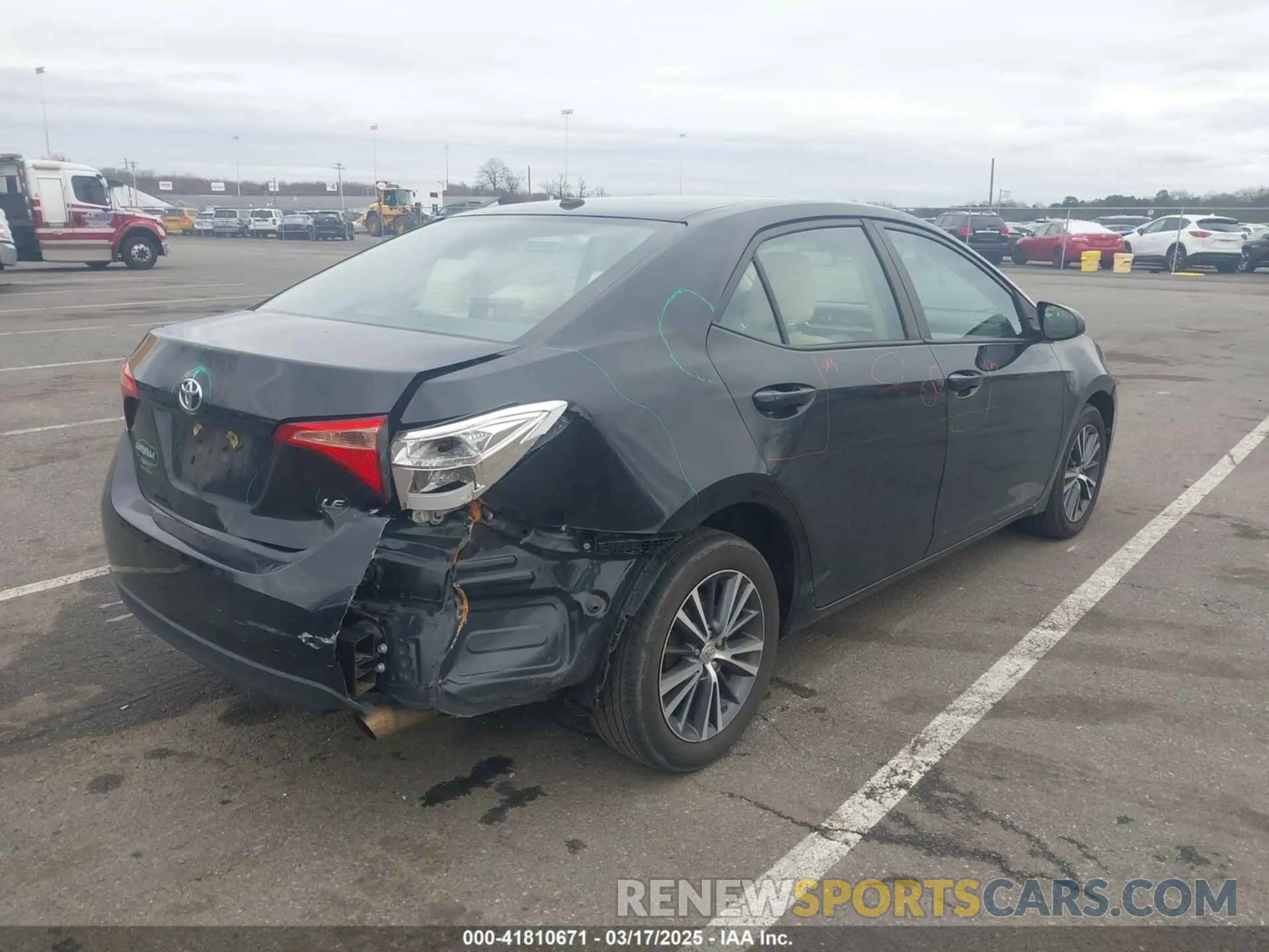 6 Photograph of a damaged car 2T1BURHE5KC184233 TOYOTA COROLLA 2019