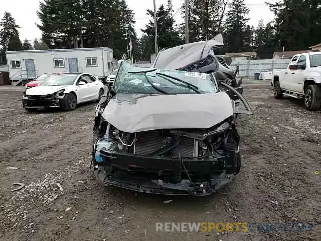 10 Фотография поврежденного автомобиля 2T1BURHE5KC184667 TOYOTA COROLLA 2019
