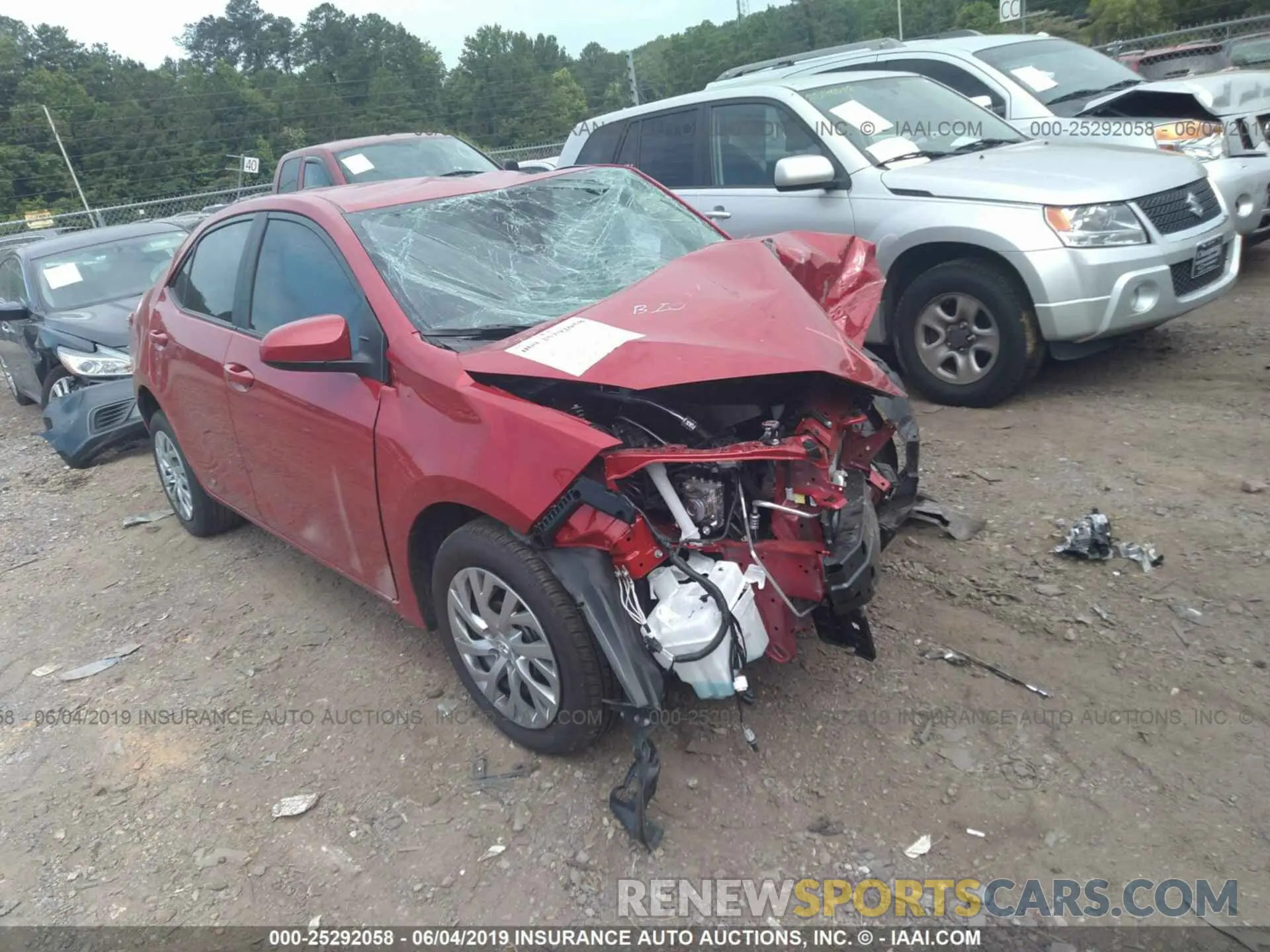 1 Photograph of a damaged car 2T1BURHE5KC194082 TOYOTA COROLLA 2019